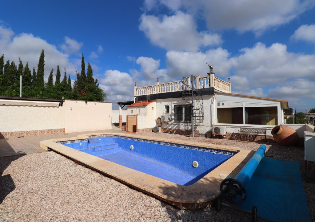Resale - Country property  - Almoradí - Heredades - Country