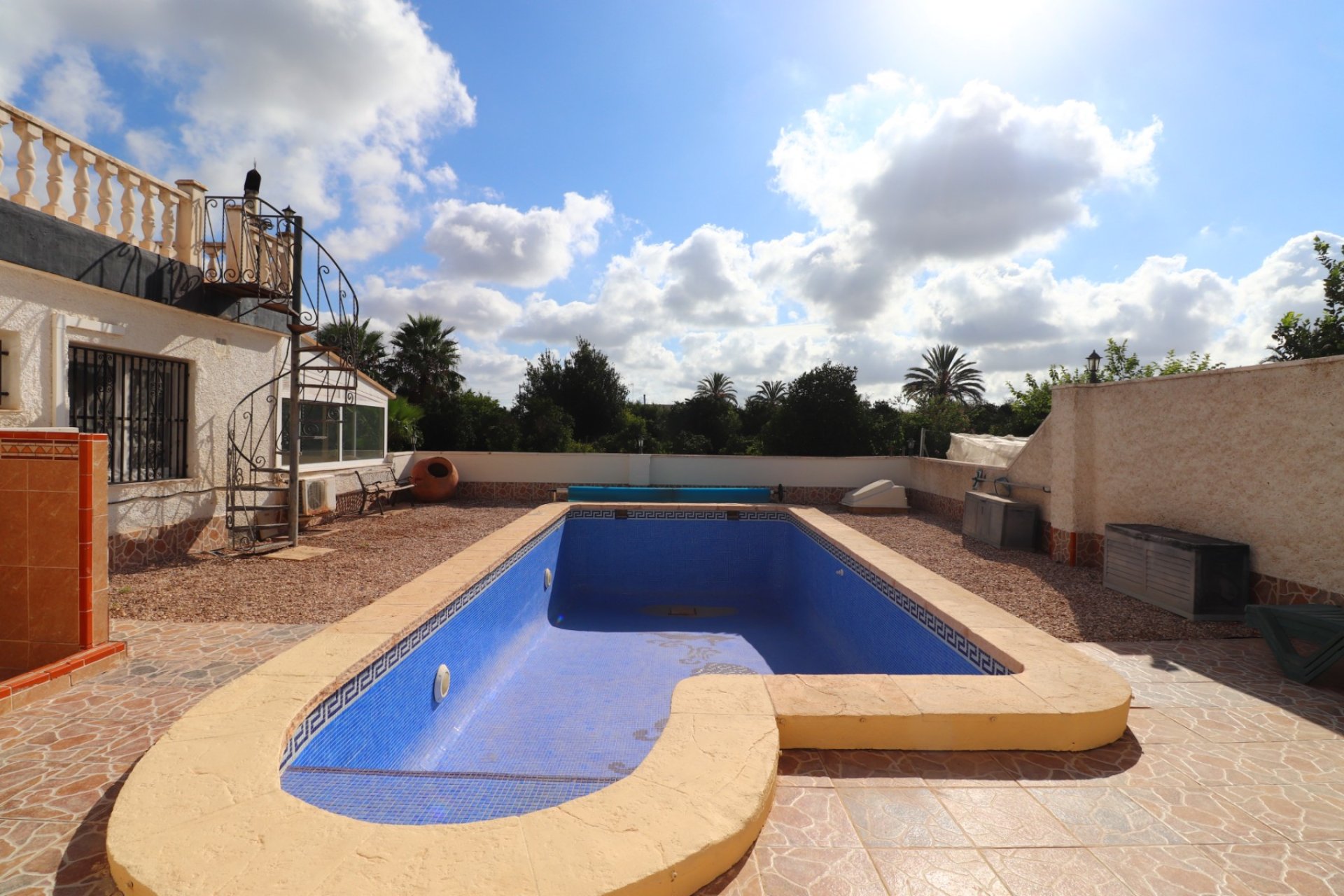 Resale - Country property  - Almoradí - Heredades - Country
