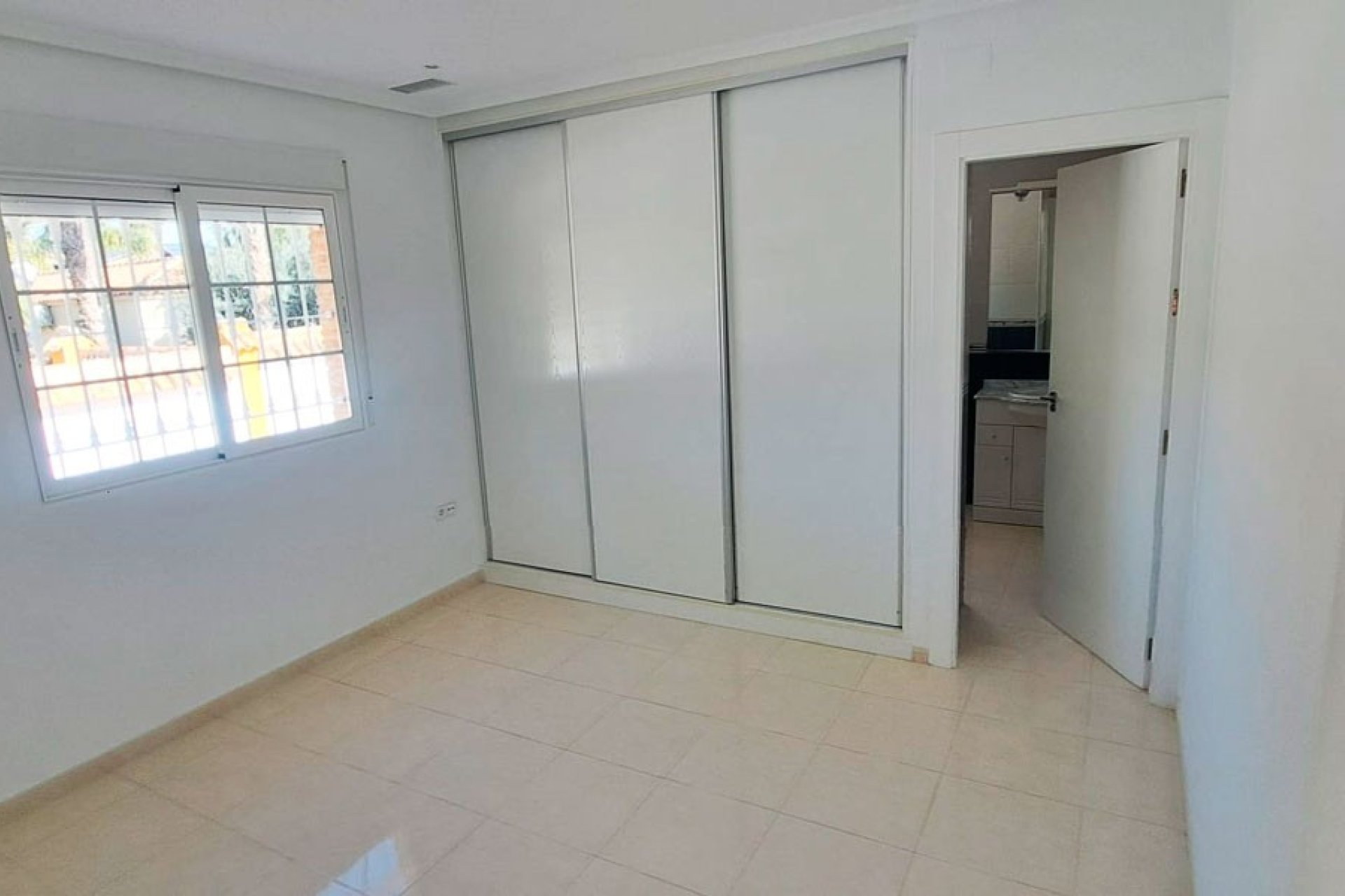 Resale - Country property  - Catral - Catral - Country