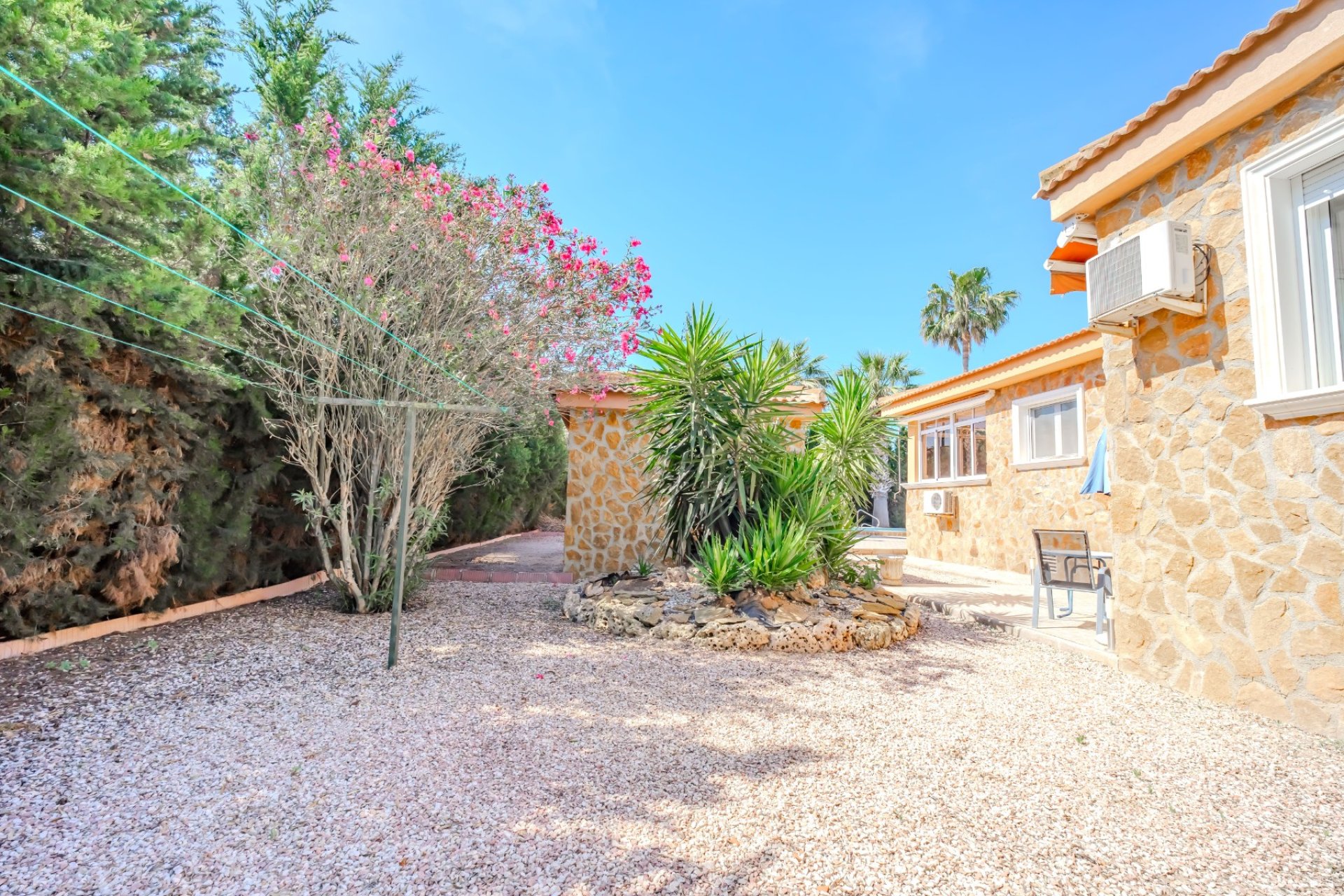 Resale - Country property  - Ciudad Quesada - Rojales
