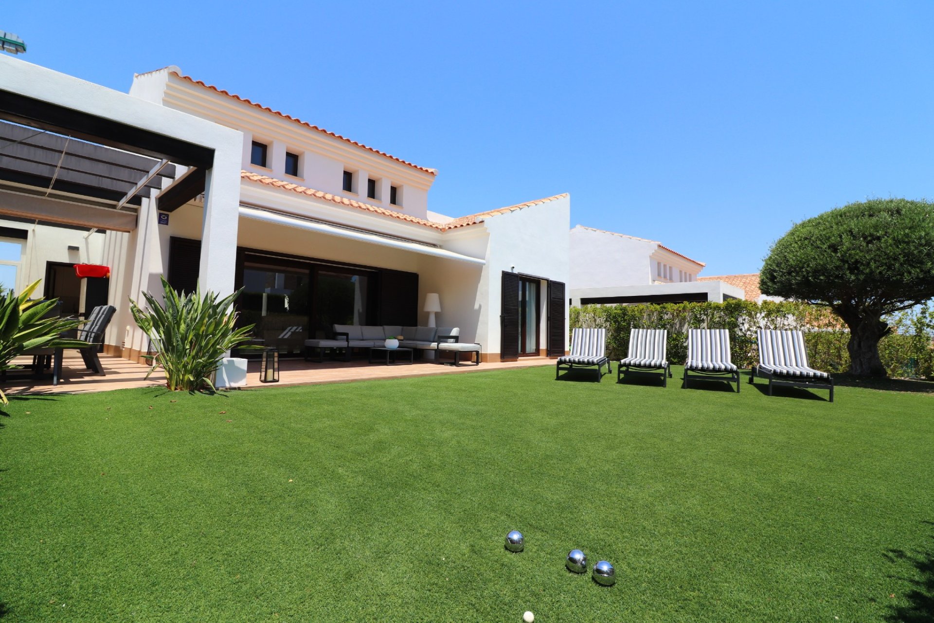 Resale - Detached House / Villa - Algorfa - La Finca Golf Resort
