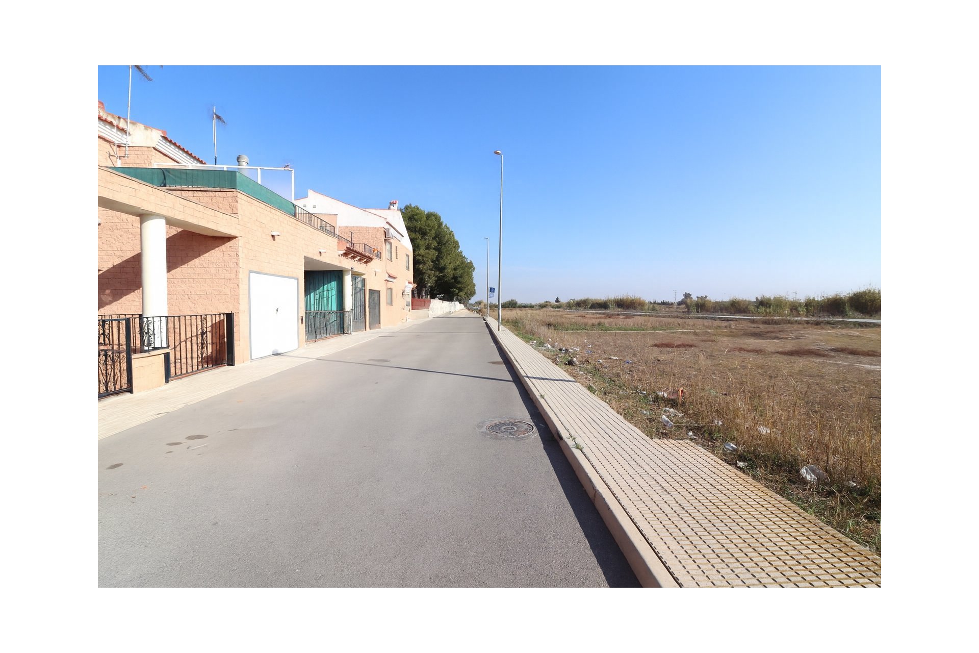 Resale - Detached House / Villa - Almoradi - El Saladar