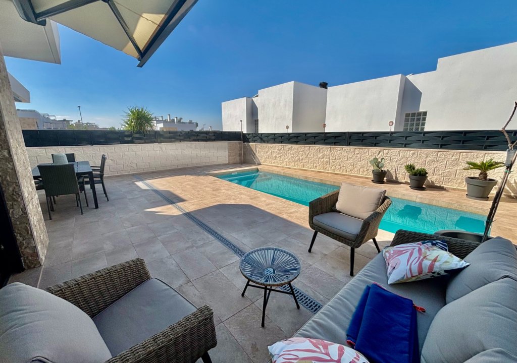 Resale - Detached House / Villa - Benijofar - Benijofar - Village