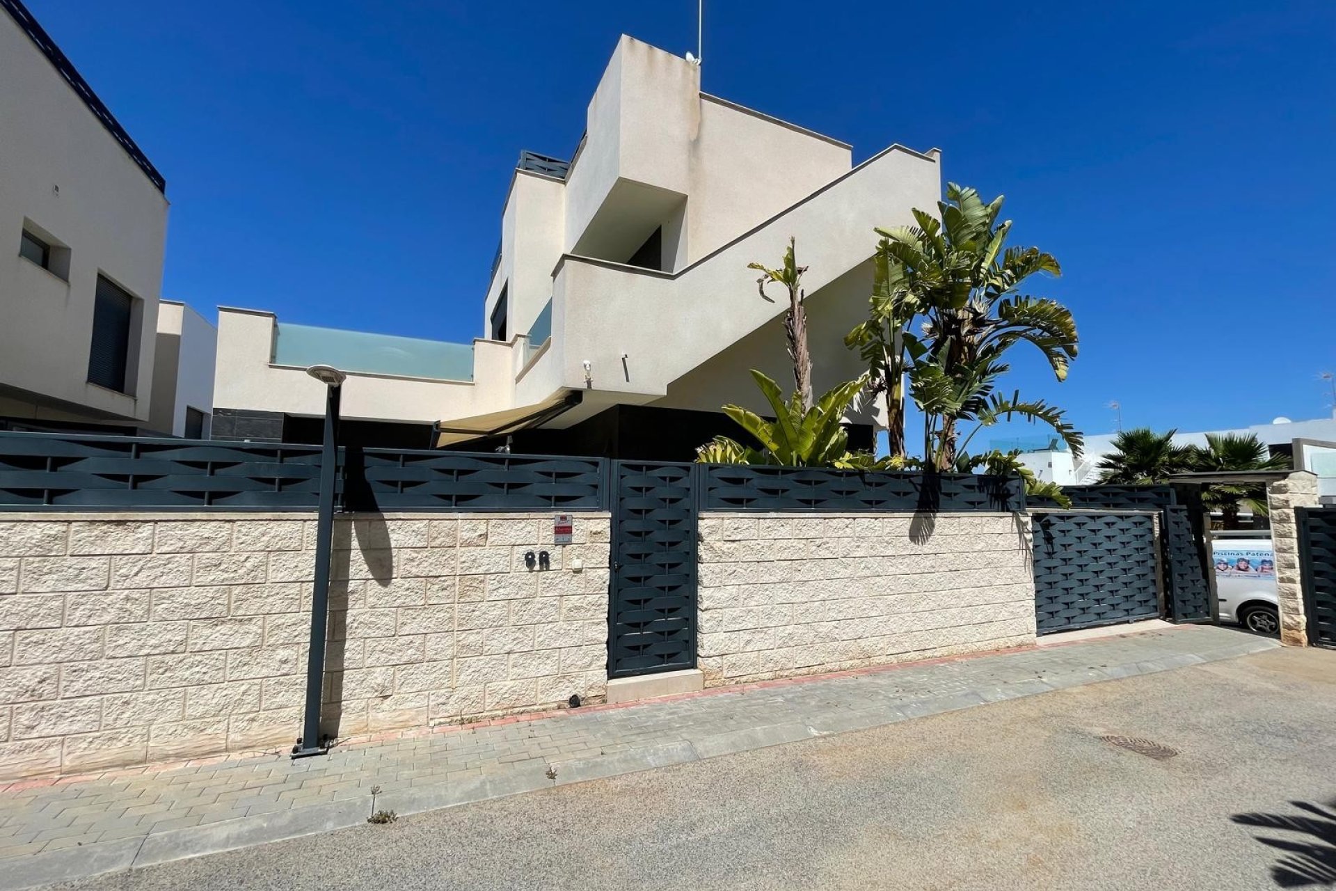 Resale - Detached House / Villa - Benijófar