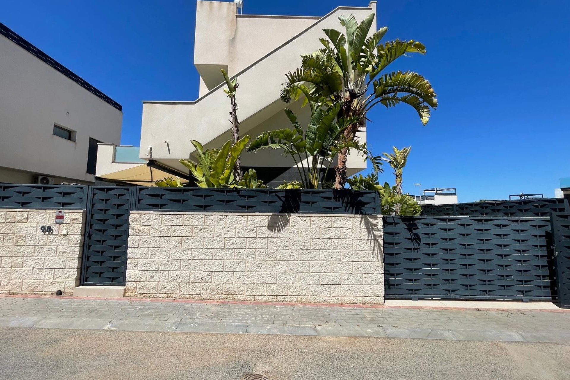 Resale - Detached House / Villa - Benijófar