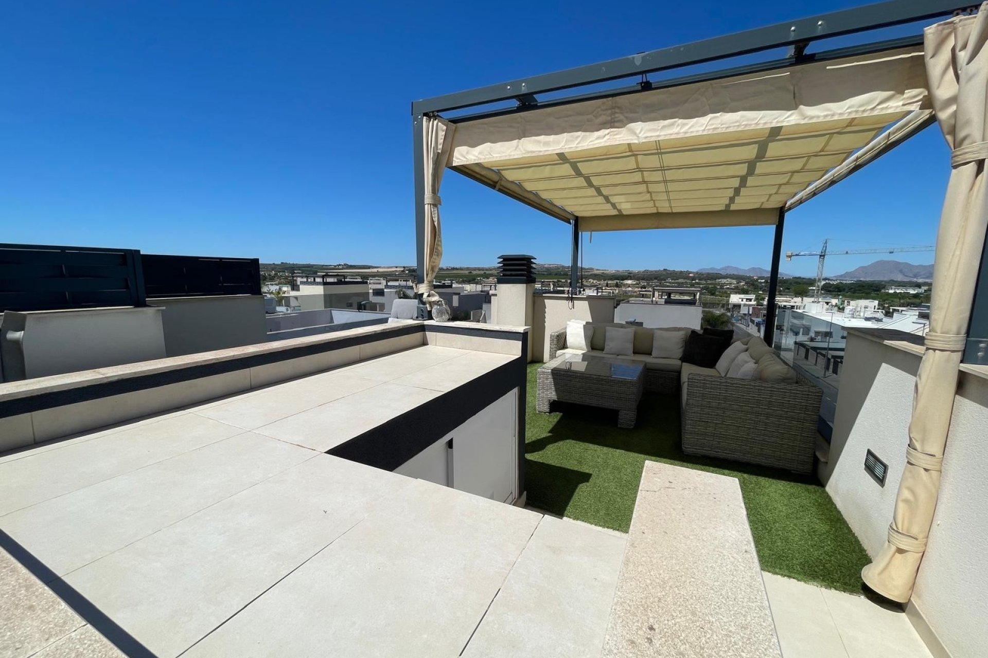 Resale - Detached House / Villa - Benijófar