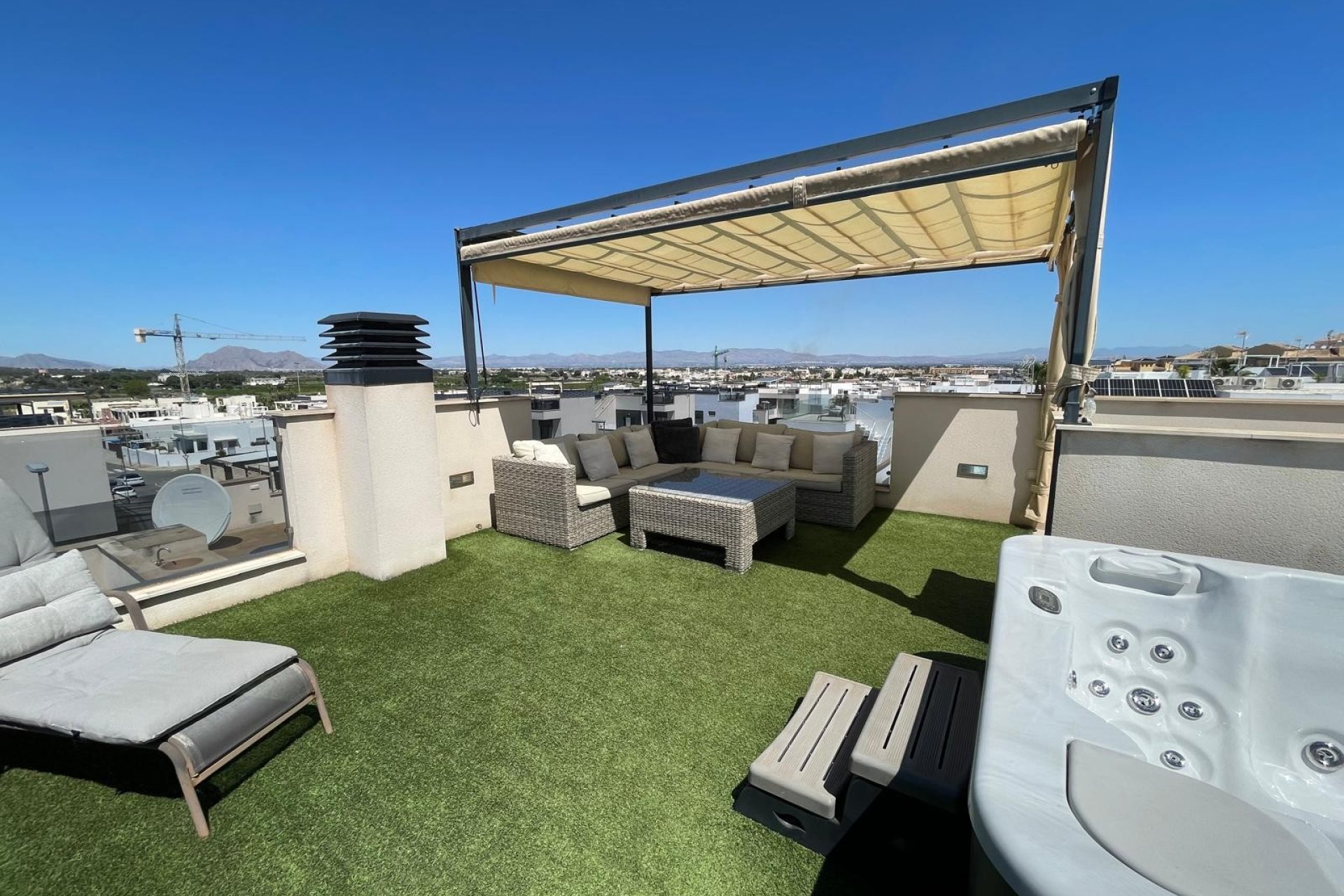 Resale - Detached House / Villa - Benijófar