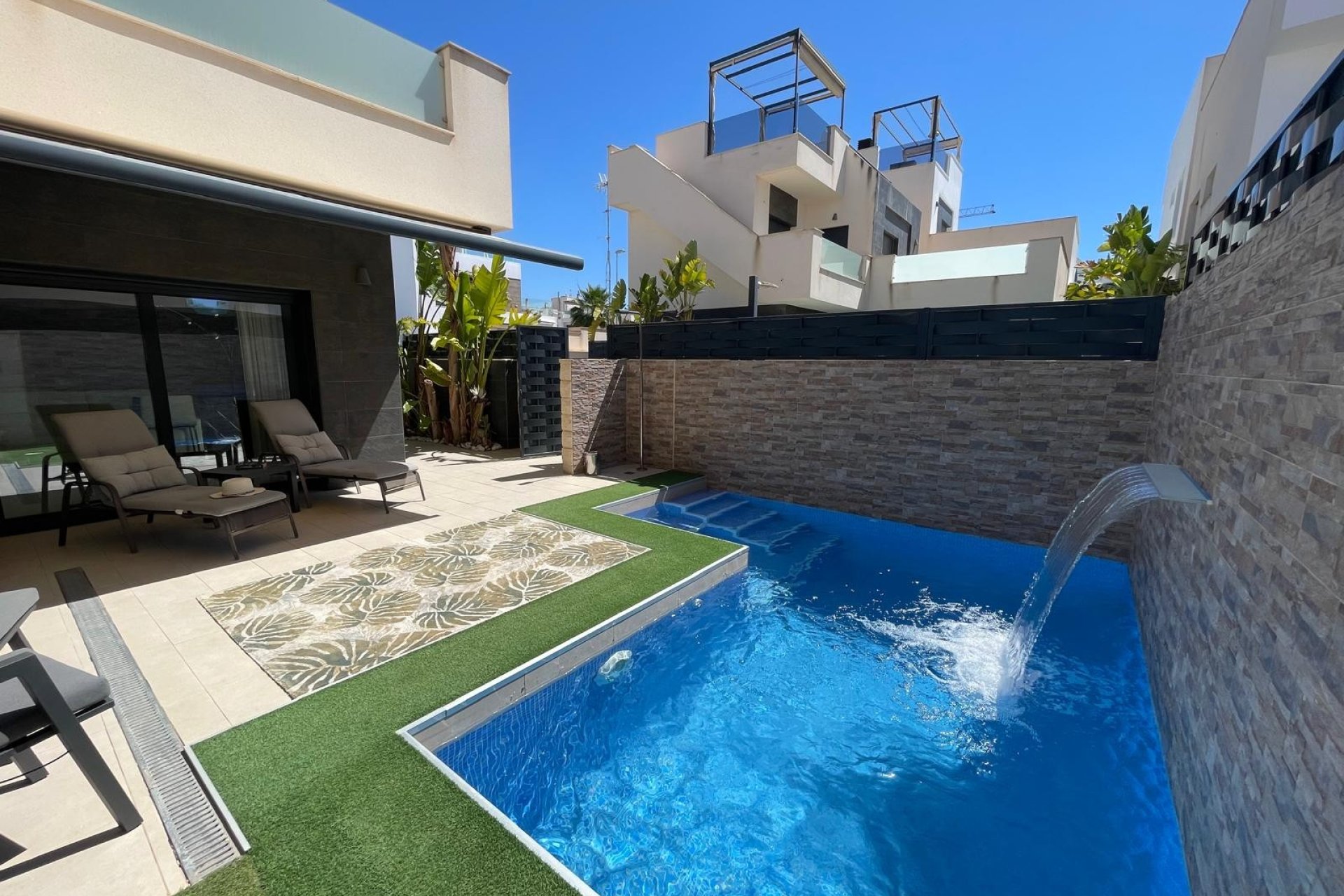 Resale - Detached House / Villa - Benijófar