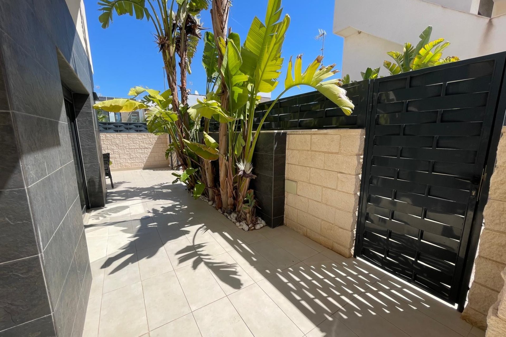 Resale - Detached House / Villa - Benijófar