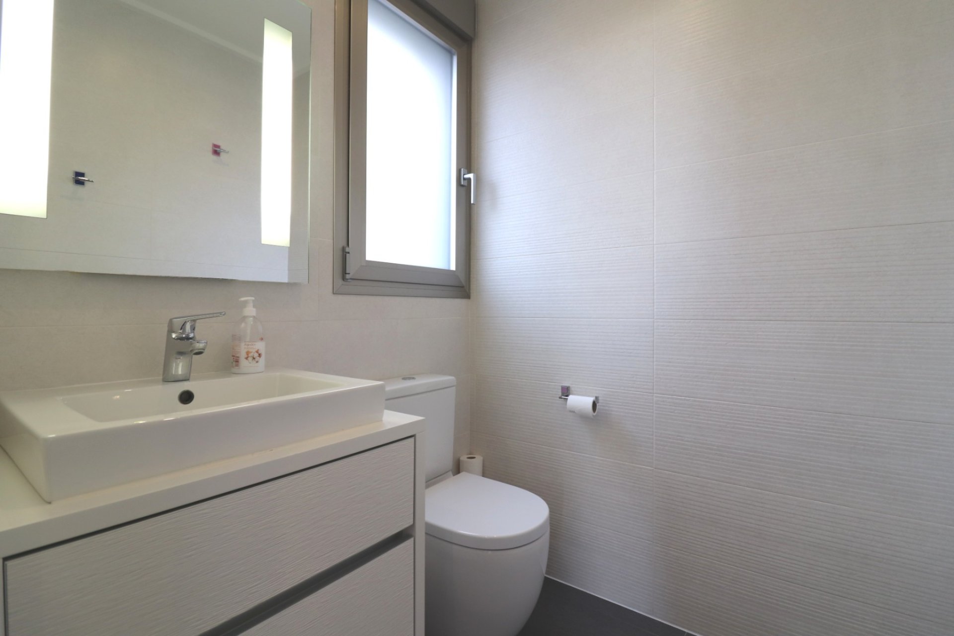 Resale - Detached House / Villa - Benimar - Benimar III