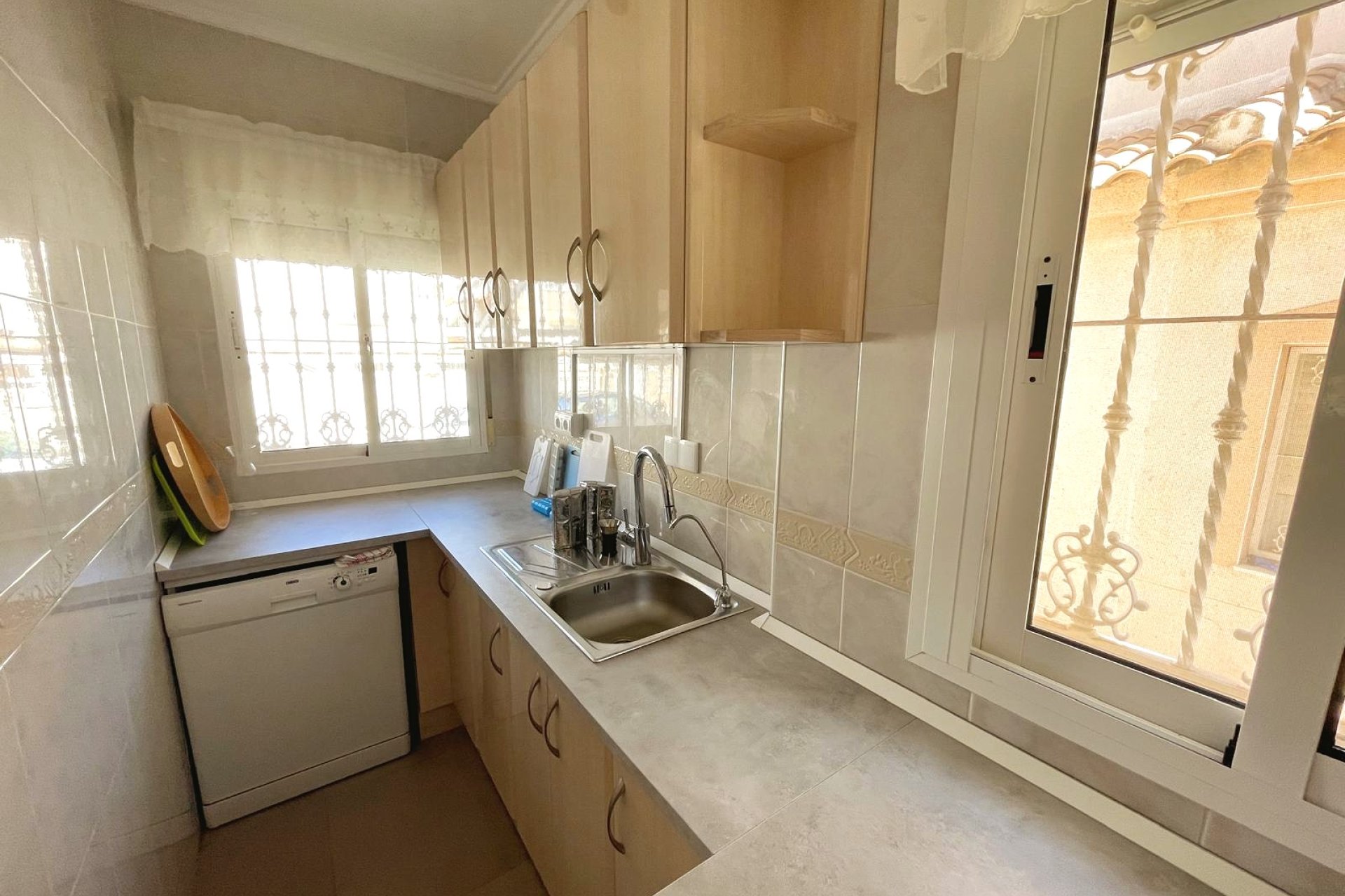 Resale - Detached House / Villa - Ciudad Quesada - Airstrip