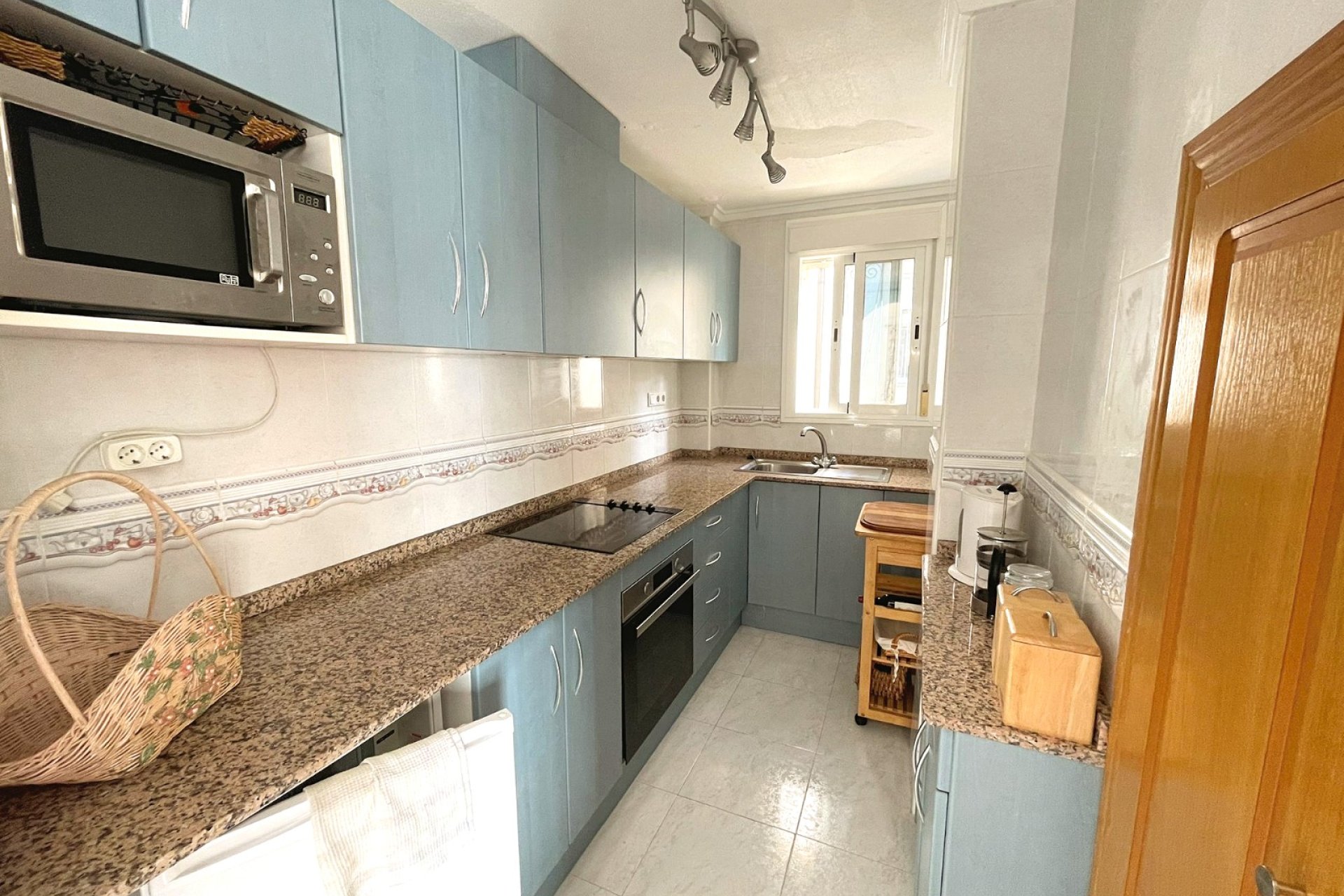 Resale - Detached House / Villa - Ciudad Quesada - Airstrip