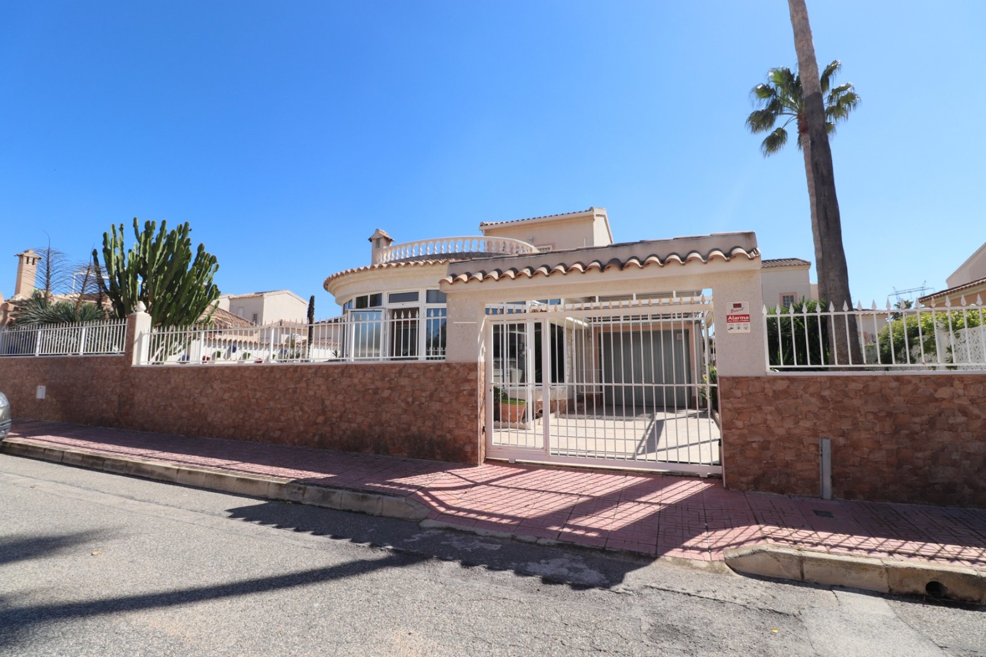 Resale - Detached House / Villa - Ciudad Quesada - Atalayas
