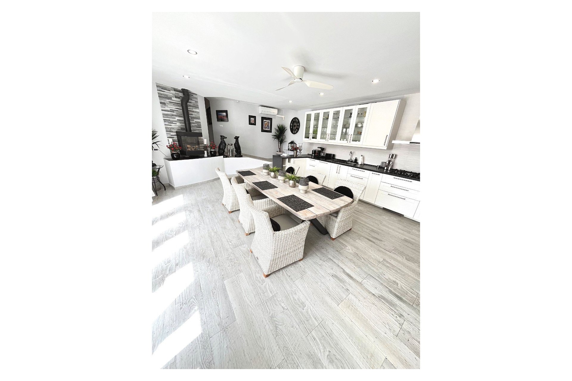 Resale - Detached House / Villa - Ciudad Quesada - Central Quesada