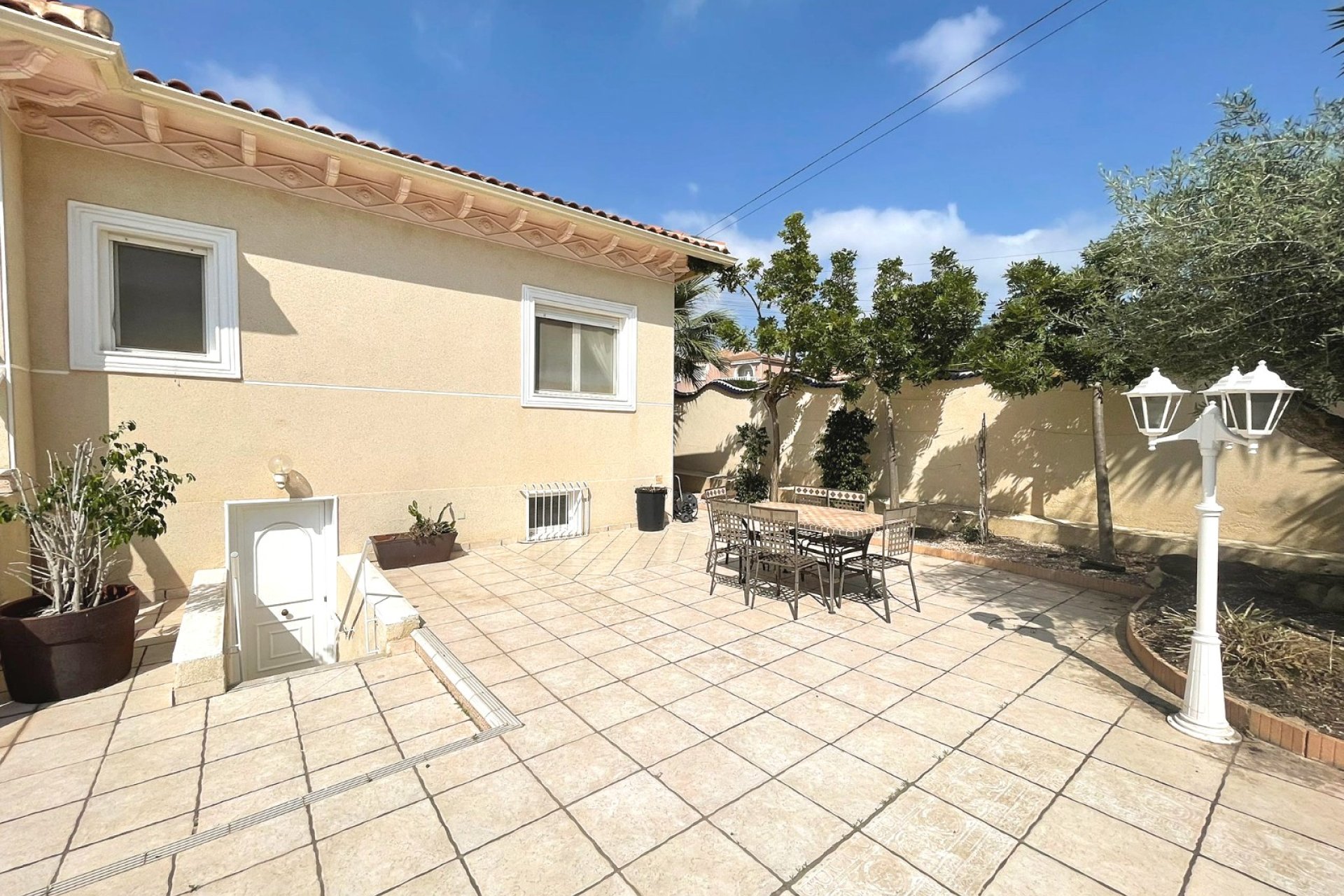 Resale - Detached House / Villa - Ciudad Quesada - Central Quesada