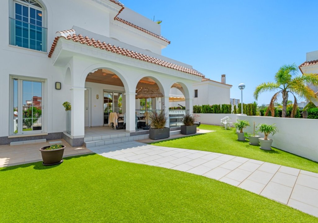 Resale - Detached House / Villa - Ciudad Quesada - Doña Pepa