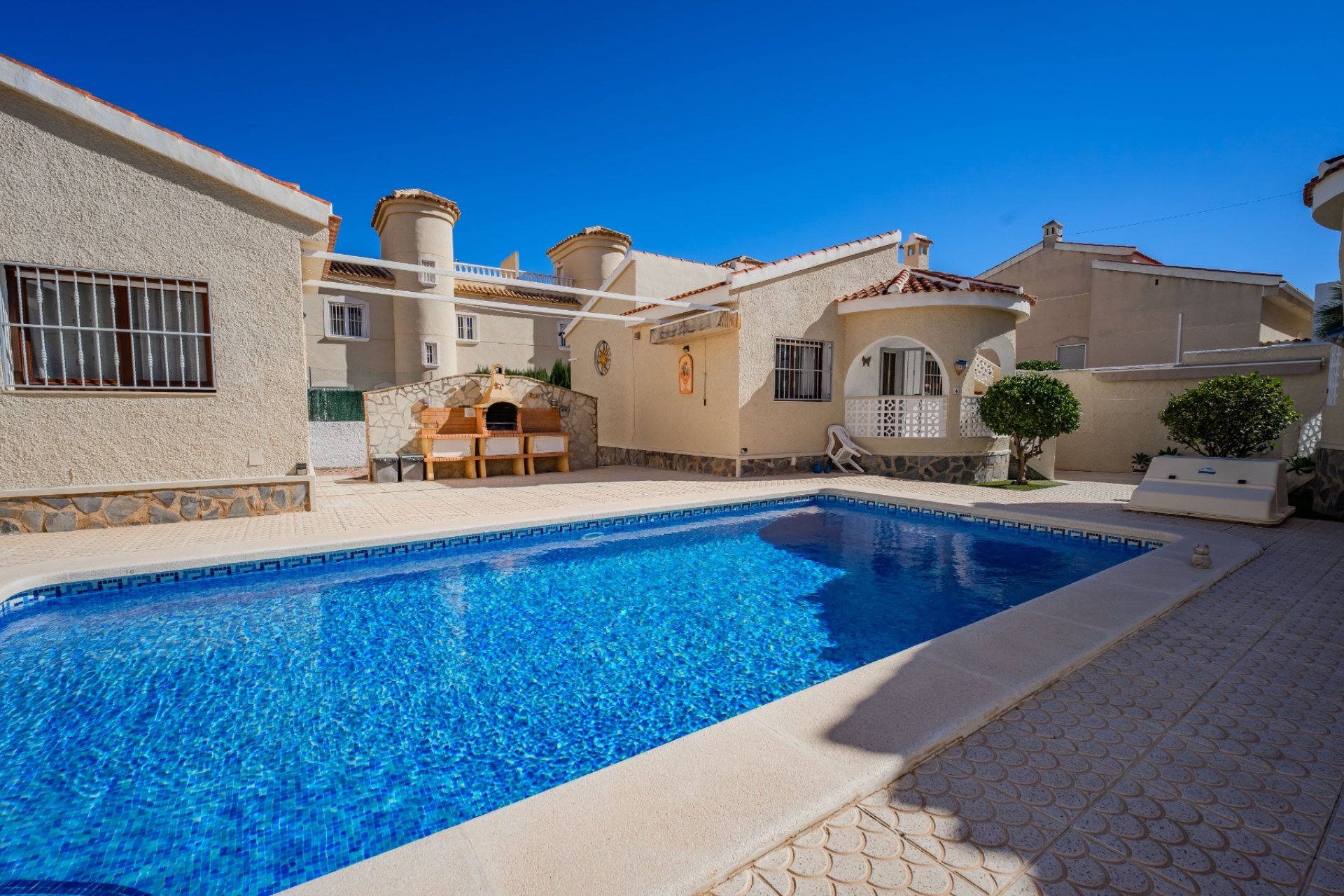 Resale - Detached House / Villa - Ciudad Quesada - La  Marquesa Golf