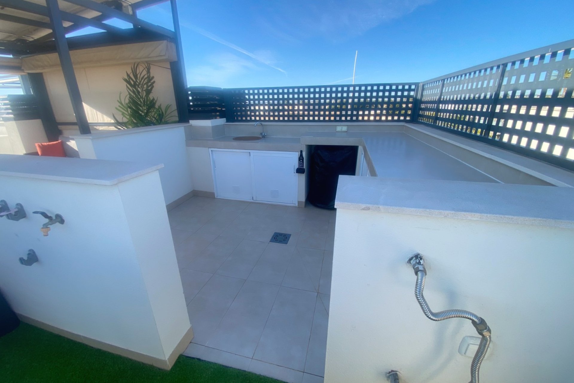 Resale - Detached House / Villa - Ciudad Quesada - Pueblo Bravo