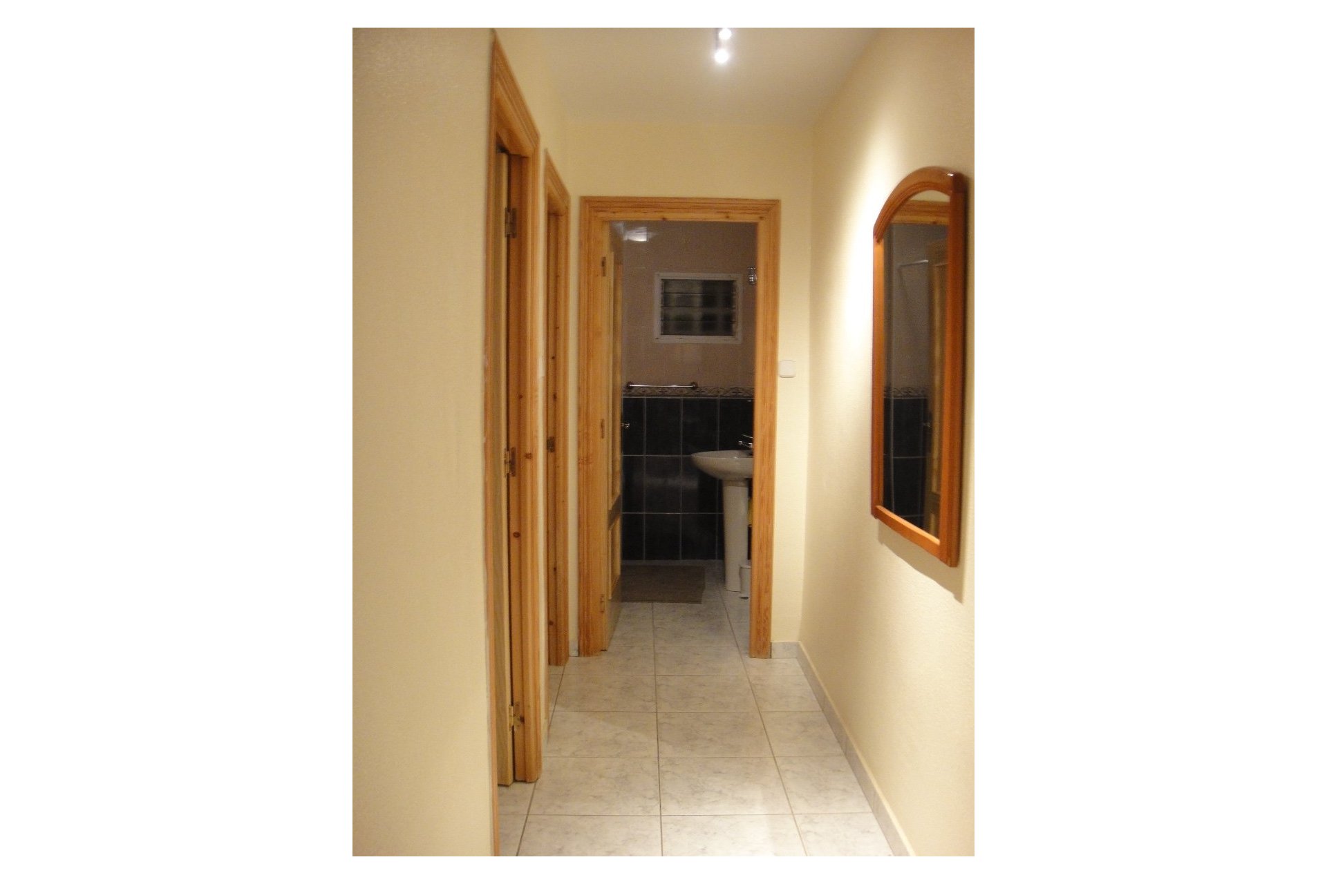 Resale - Detached House / Villa - Crevillente
