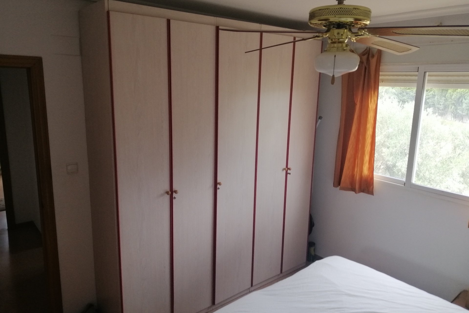 Resale - Detached House / Villa - Crevillente