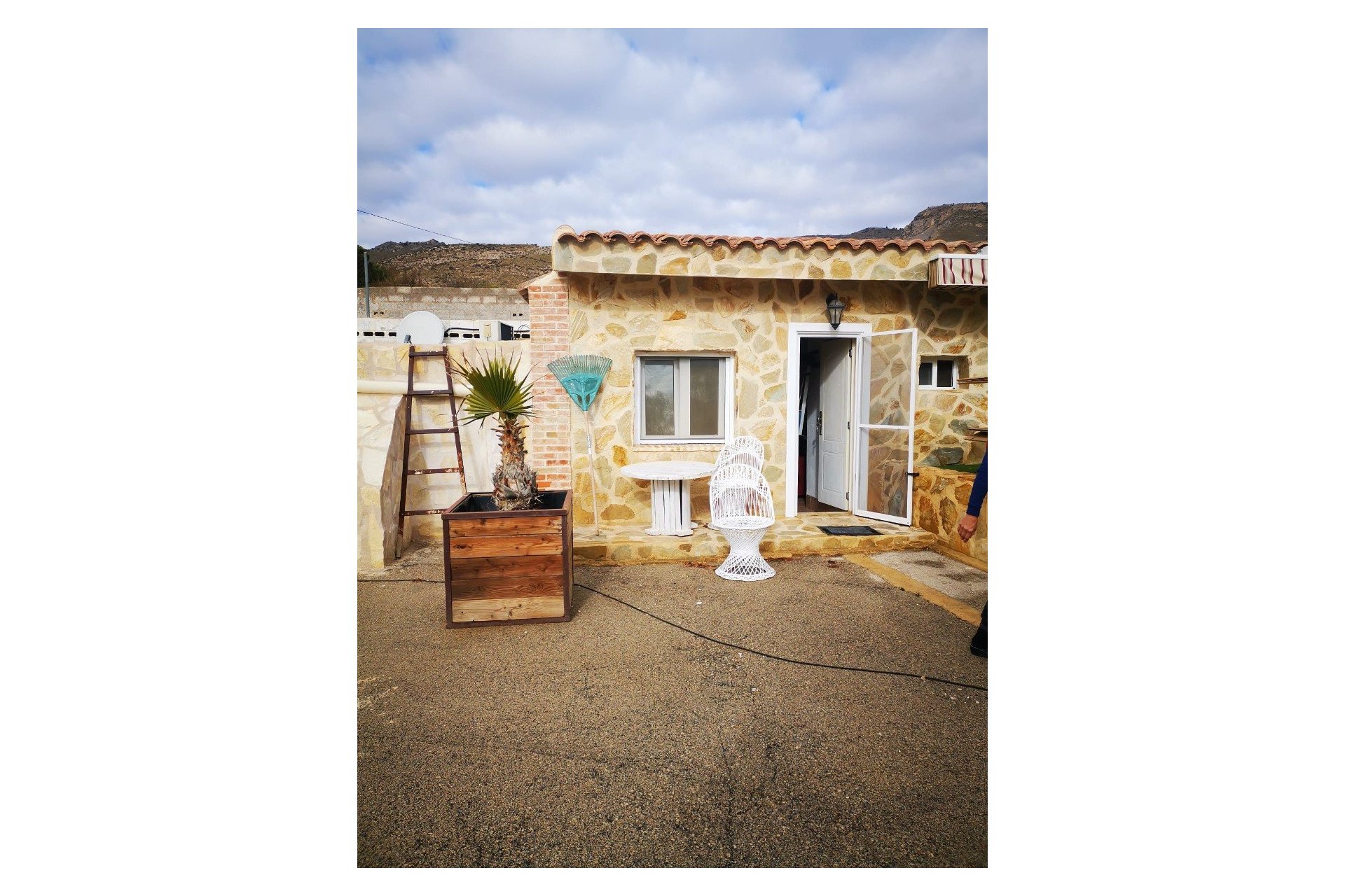 Resale - Detached House / Villa - Crevillente