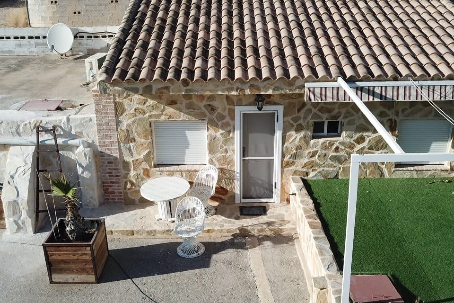 Resale - Detached House / Villa - Crevillente