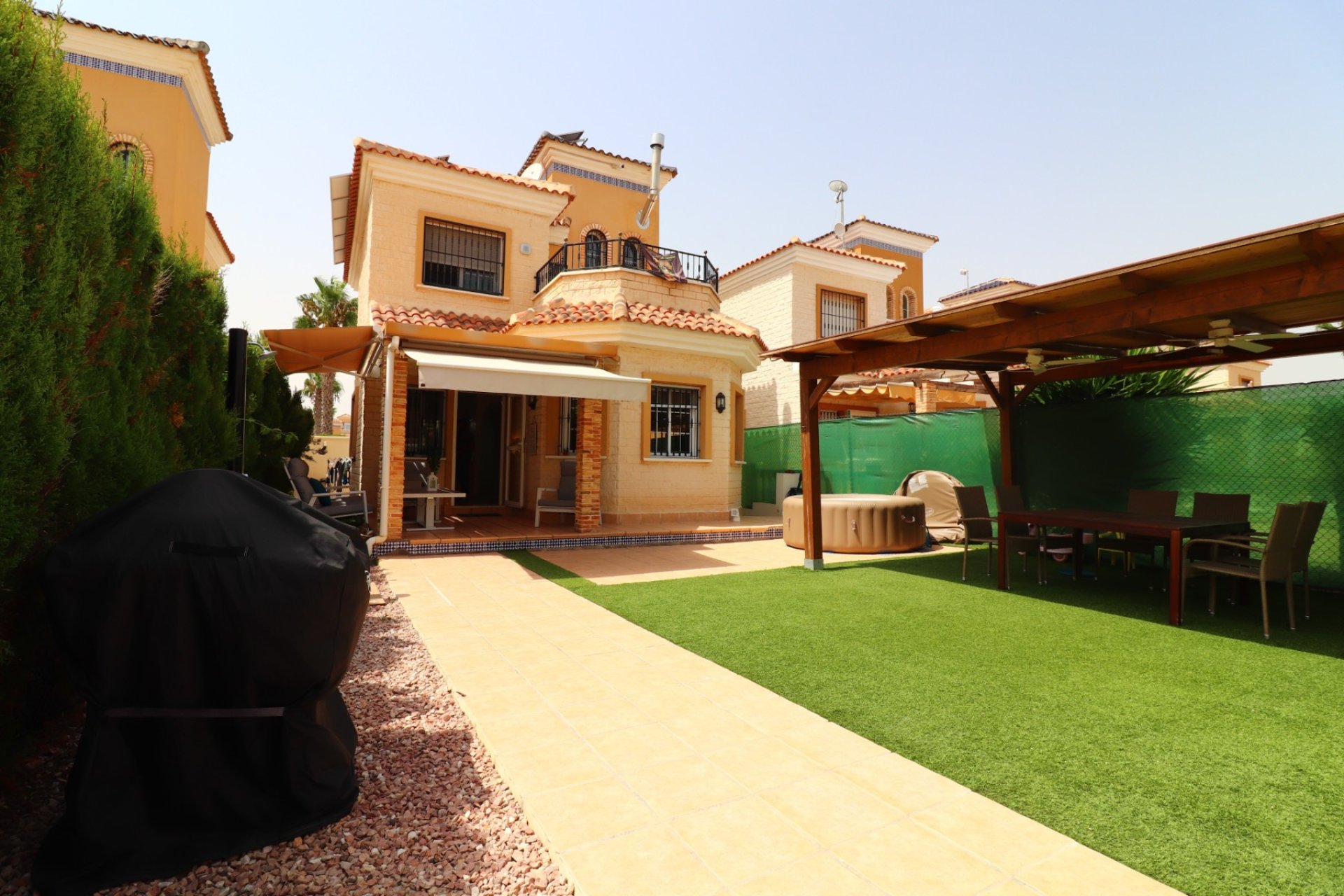 Resale - Detached House / Villa - Guardamar del Segura - El Raso