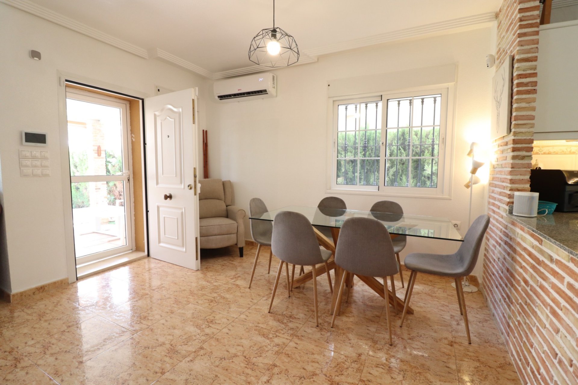 Resale - Detached House / Villa - Guardamar del Segura - El Raso
