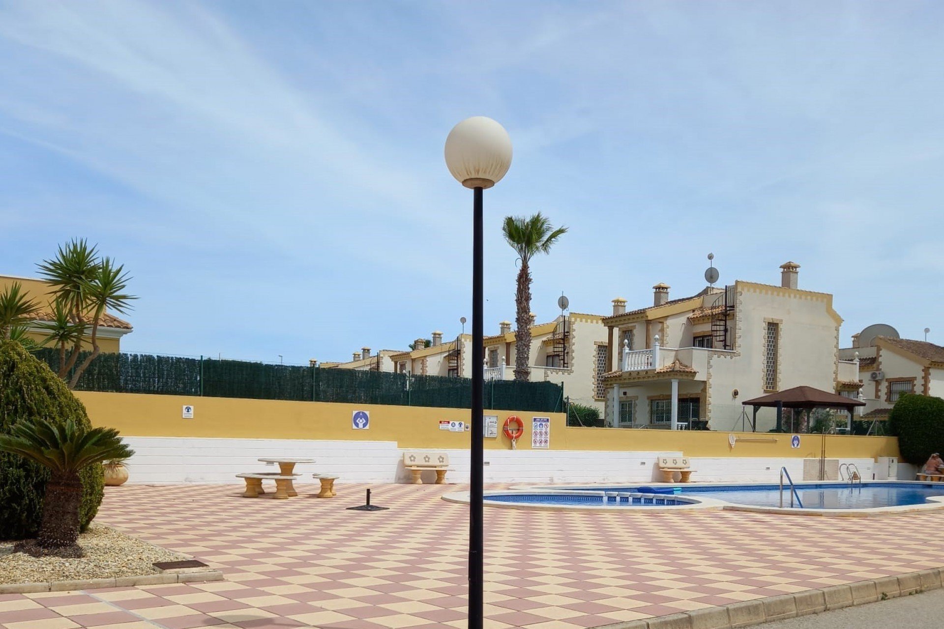 Resale - Detached House / Villa - Guardamar del Segura - El Raso