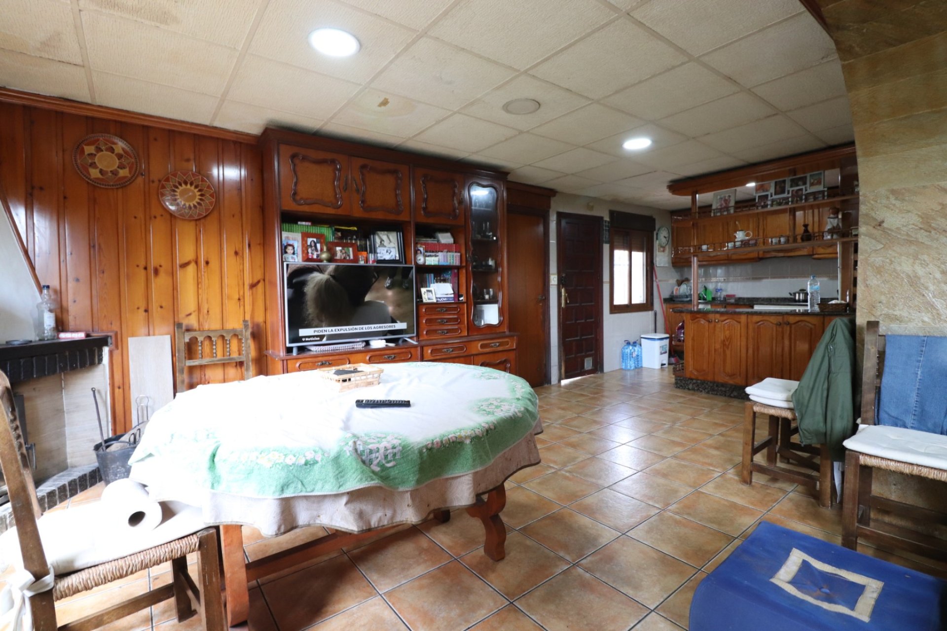 Resale - Detached House / Villa - Heredades - Heredades - Village