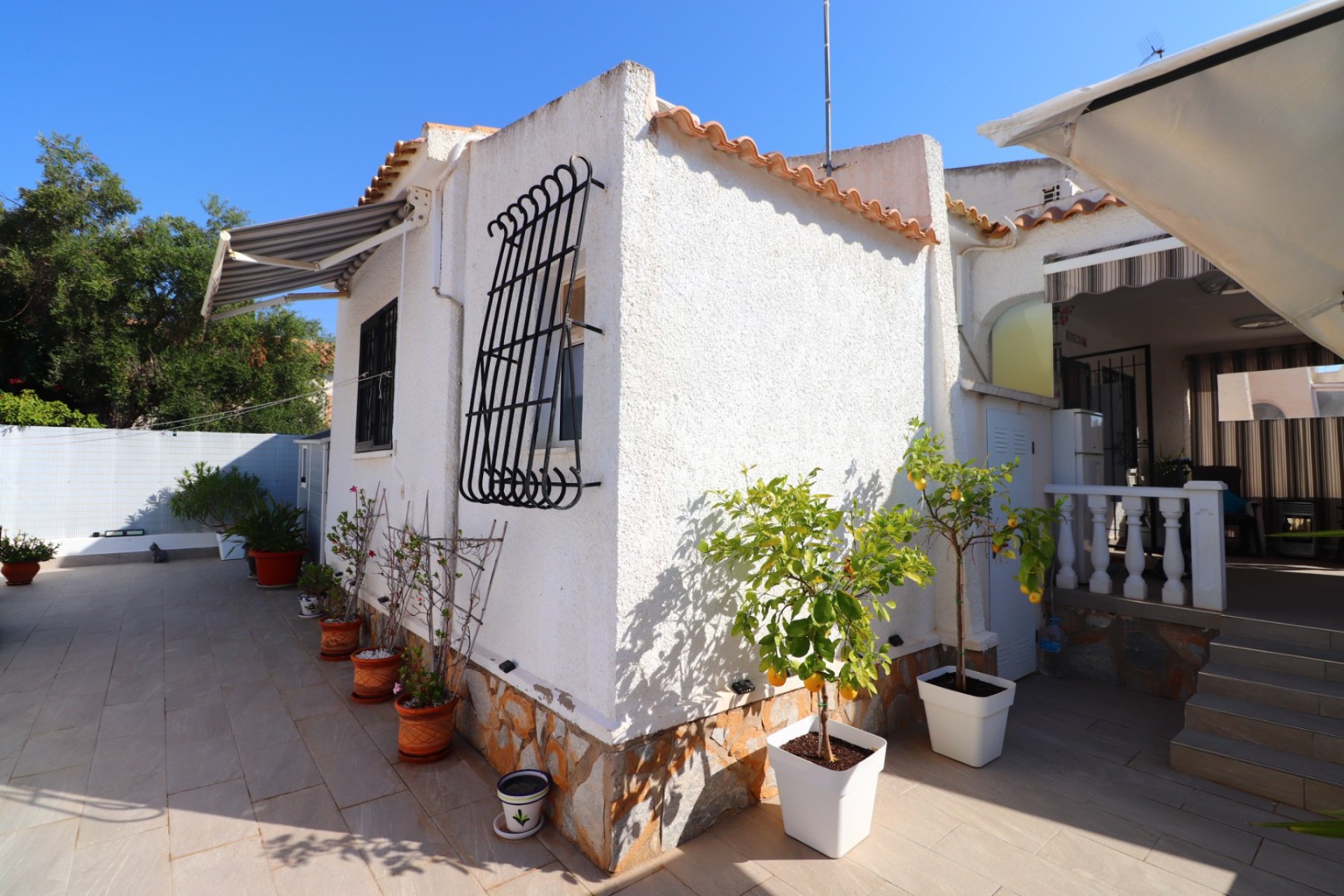 Resale - Detached House / Villa - Orihuela Costa - La Florida
