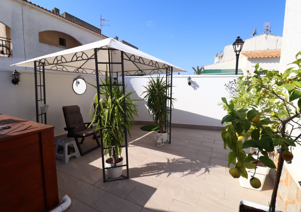 Resale - Detached House / Villa - Orihuela Costa - La Florida