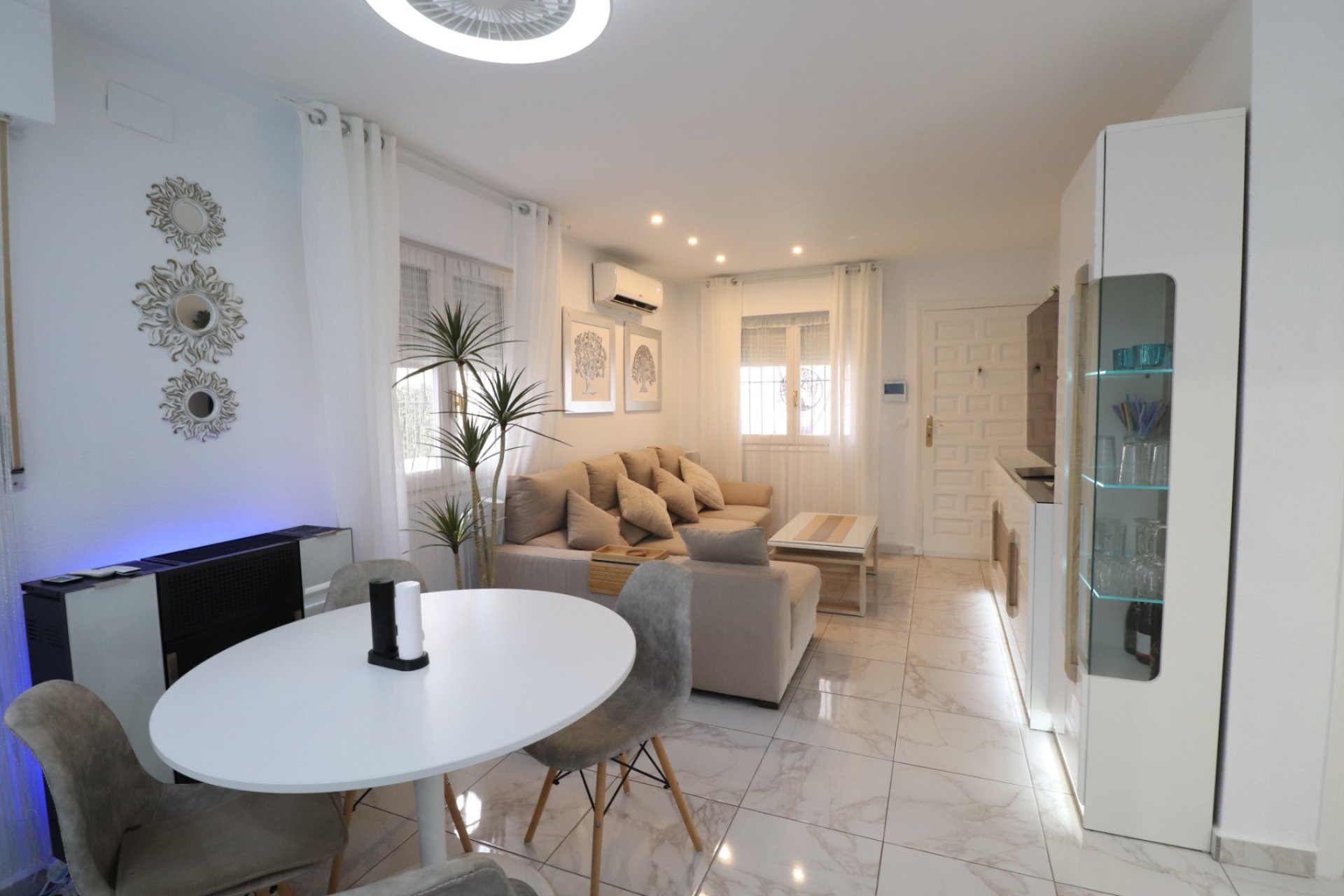 Resale - Detached House / Villa - Orihuela Costa - La Florida