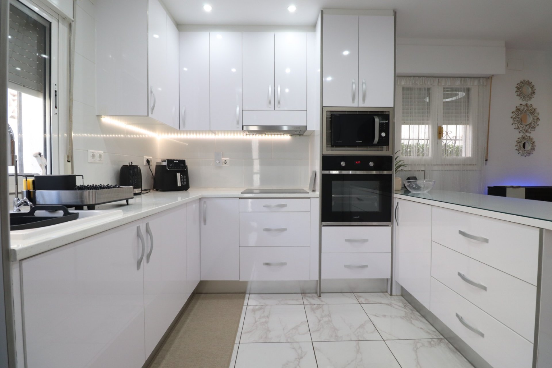 Resale - Detached House / Villa - Orihuela Costa - La Florida