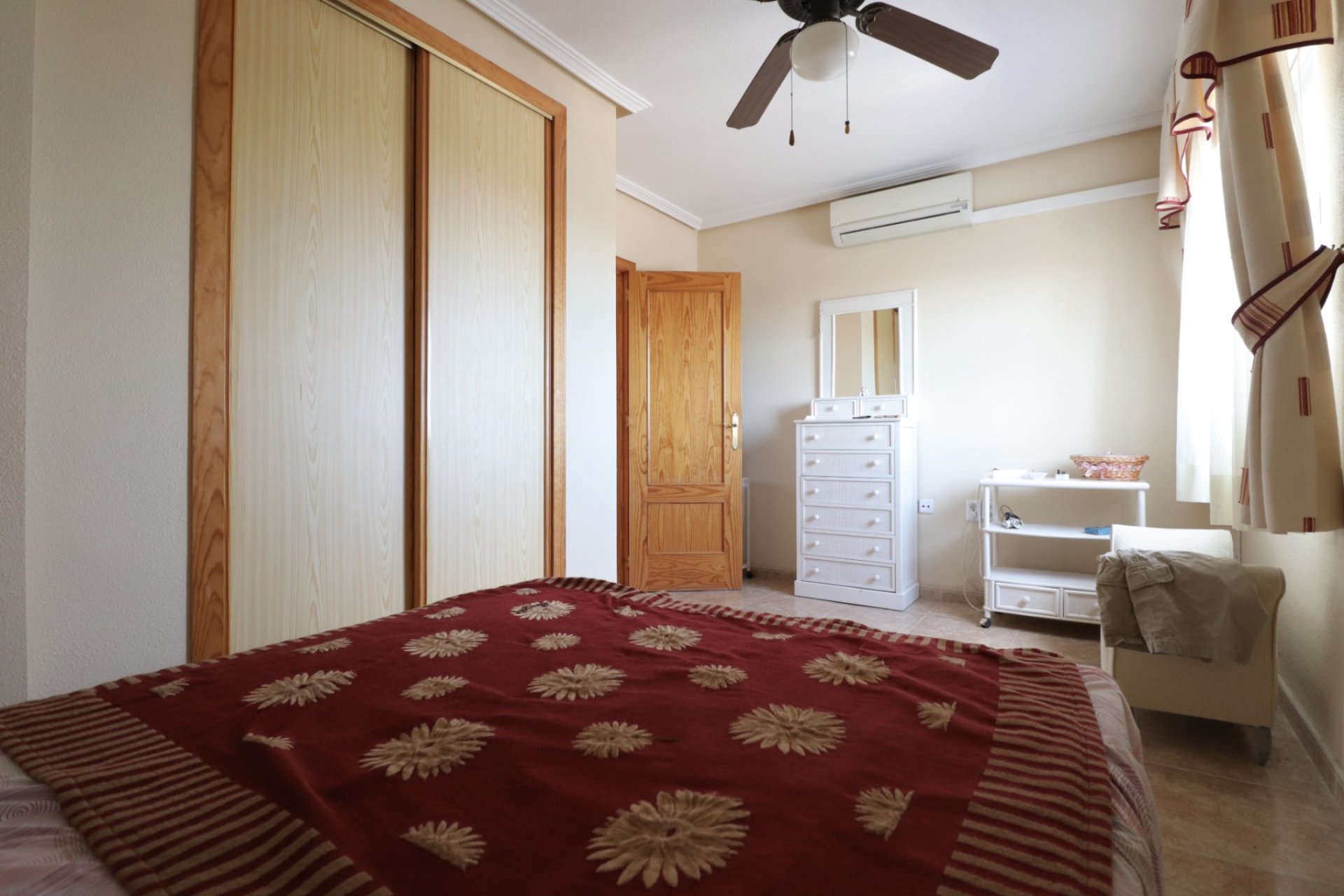 Resale - Detached House / Villa - Orihuela Costa - Los Balcones