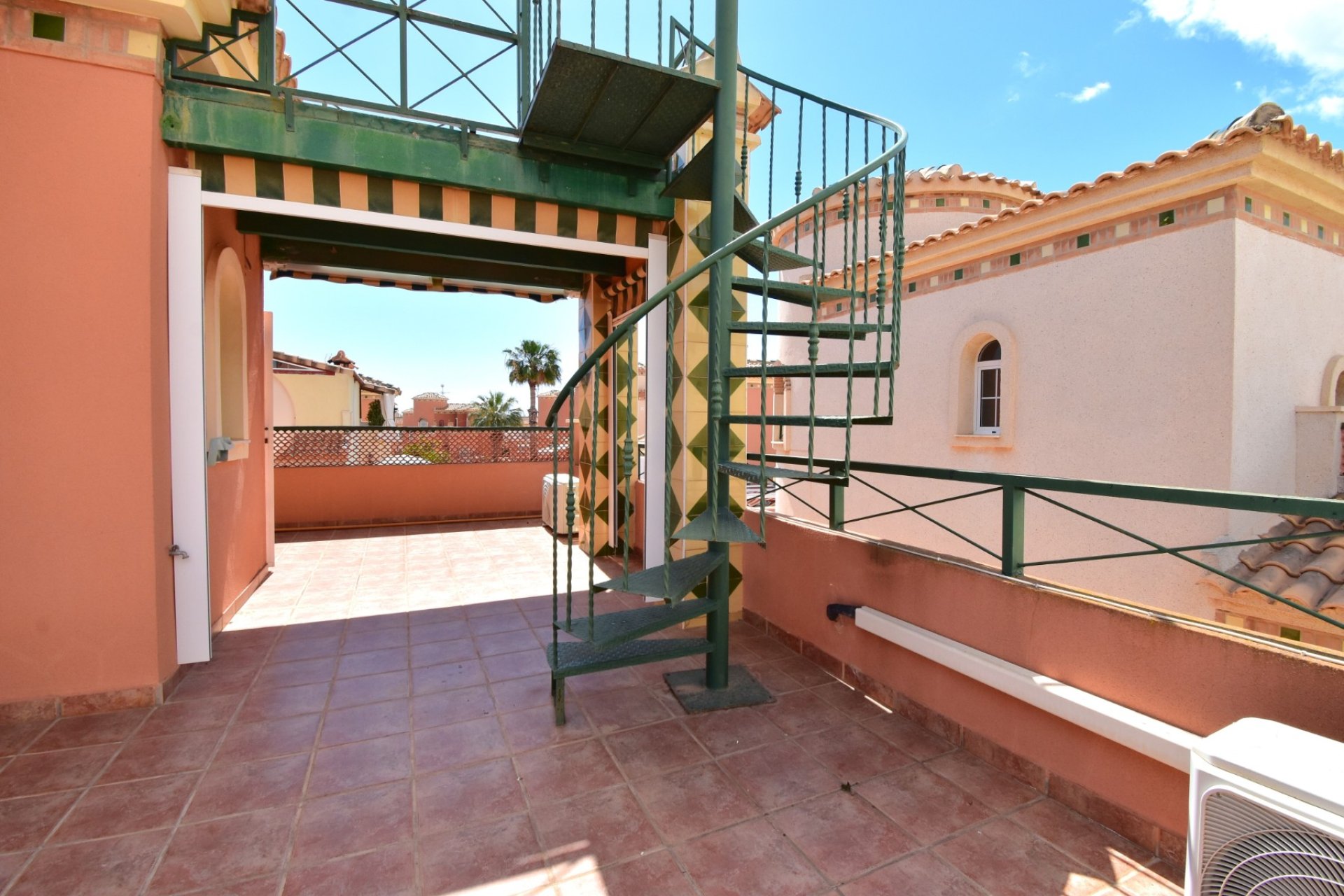 Resale - Detached House / Villa - Orihuela Costa - Playa Flamenca