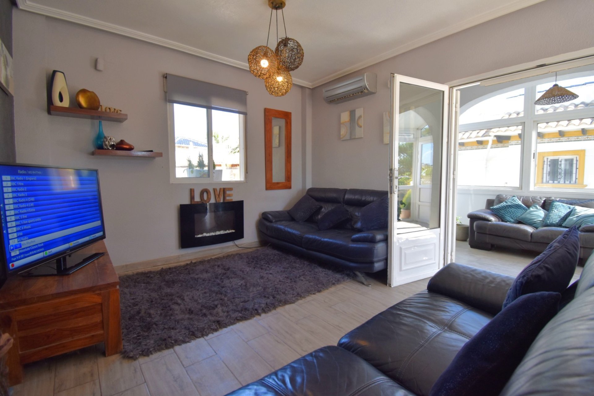 Resale - Detached House / Villa - Orihuela Costa - Playa Flamenca