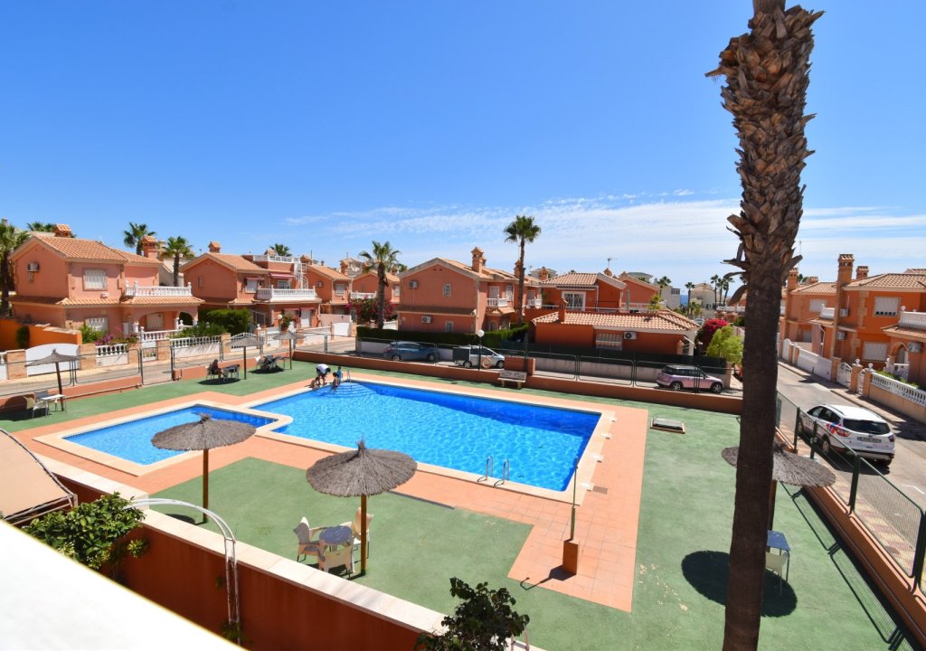 Resale - Detached House / Villa - Orihuela Costa - Playa Flamenca