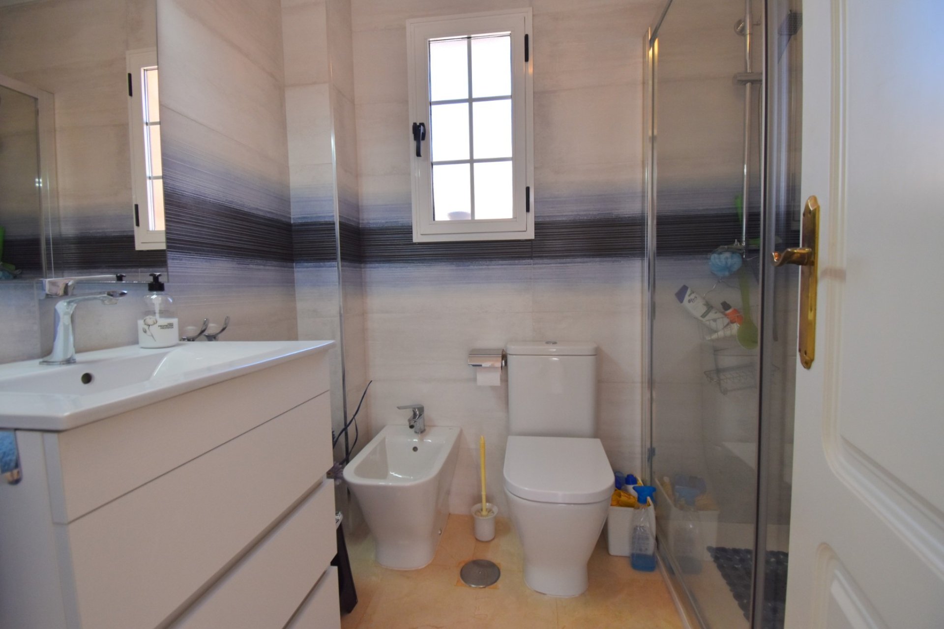 Resale - Detached House / Villa - Orihuela Costa - Playa Flamenca