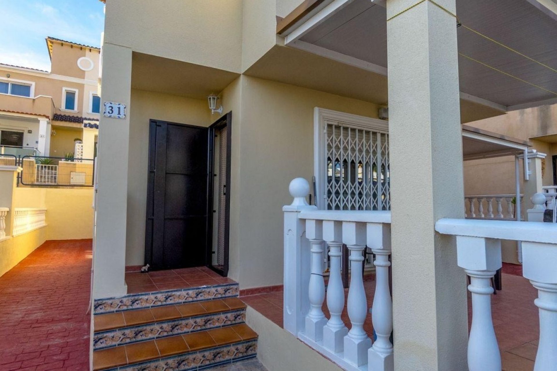 Resale - Detached House / Villa - Orihuela Costa - Villamartín