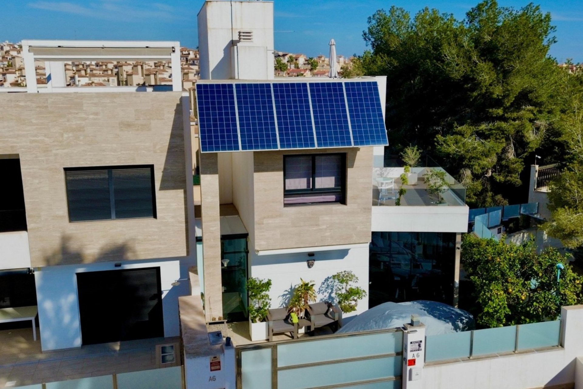 Resale - Detached House / Villa - Orihuela Costa - Villamartín