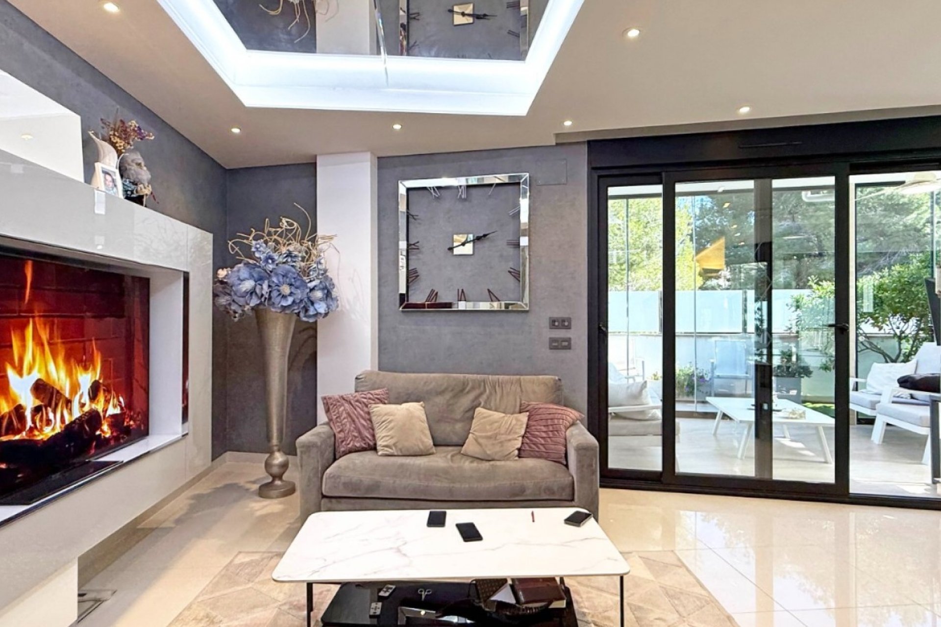 Resale - Detached House / Villa - Orihuela Costa - Villamartín