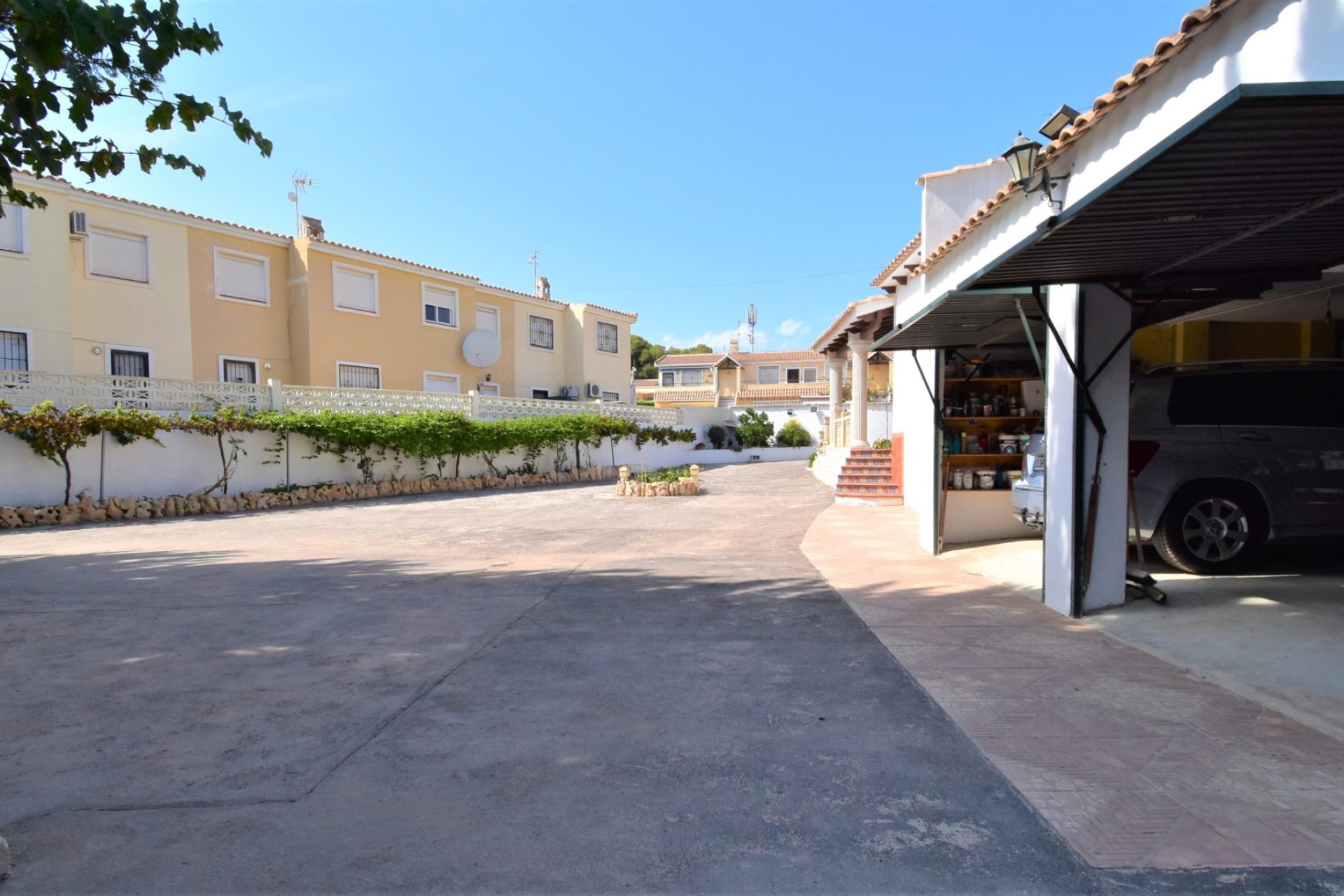 Resale - Detached House / Villa - Orihuela Costa - Villamartin