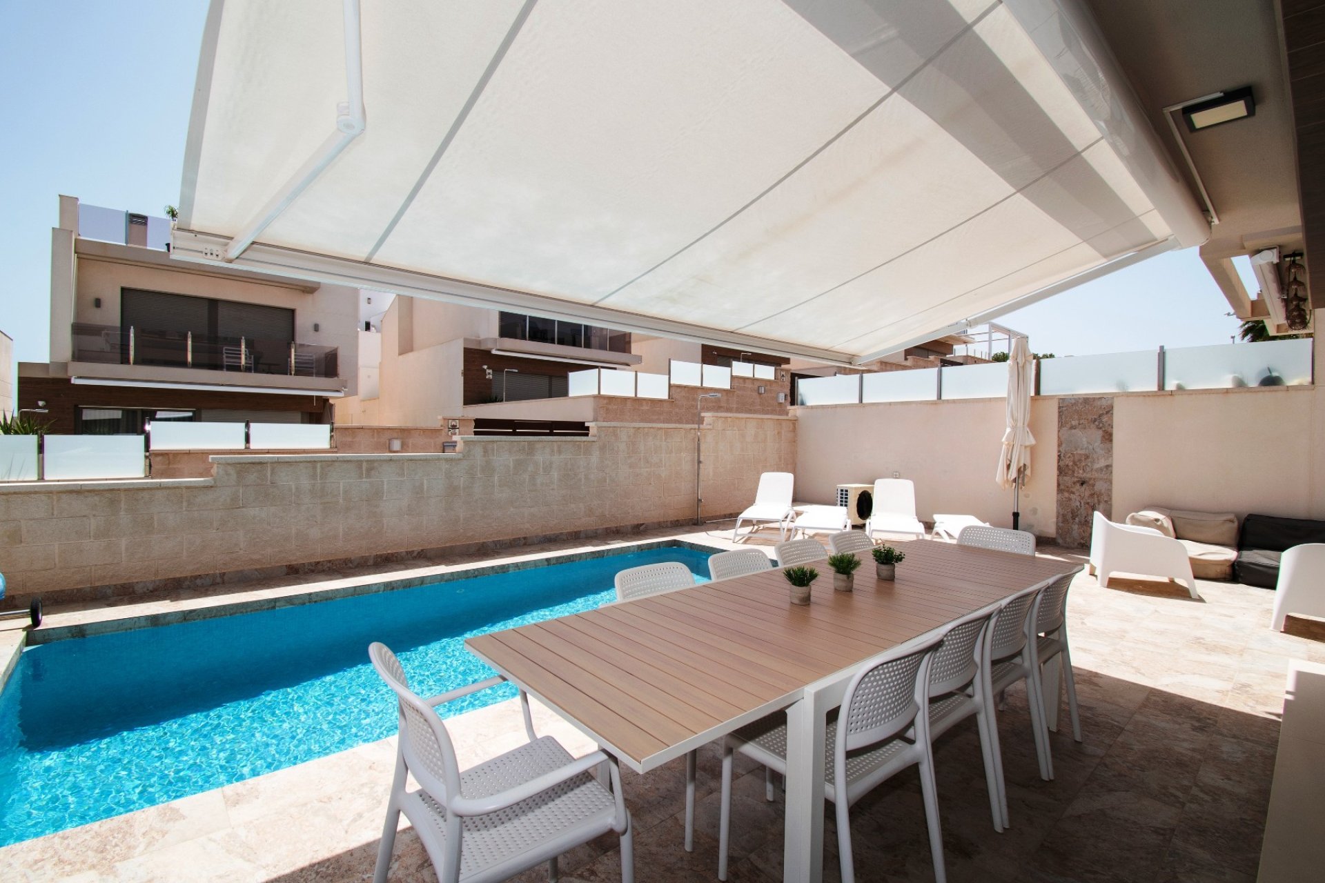 Resale - Detached House / Villa - Orihuela Costa - Villamartin