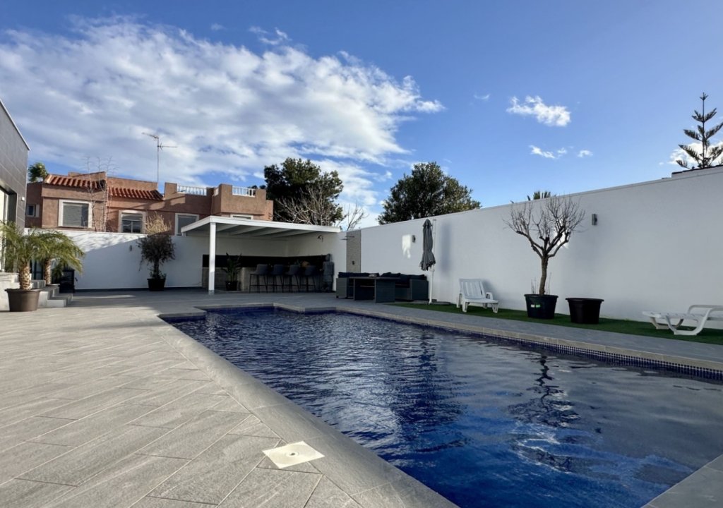 Resale - Detached House / Villa - Rojales - Ciudad Quesada
