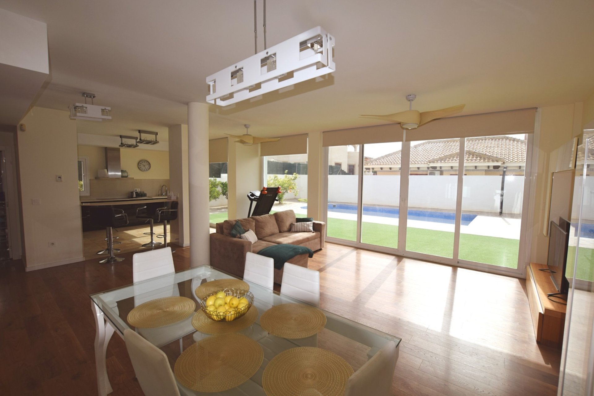Resale - Detached House / Villa - San Fulgencio - La Marina