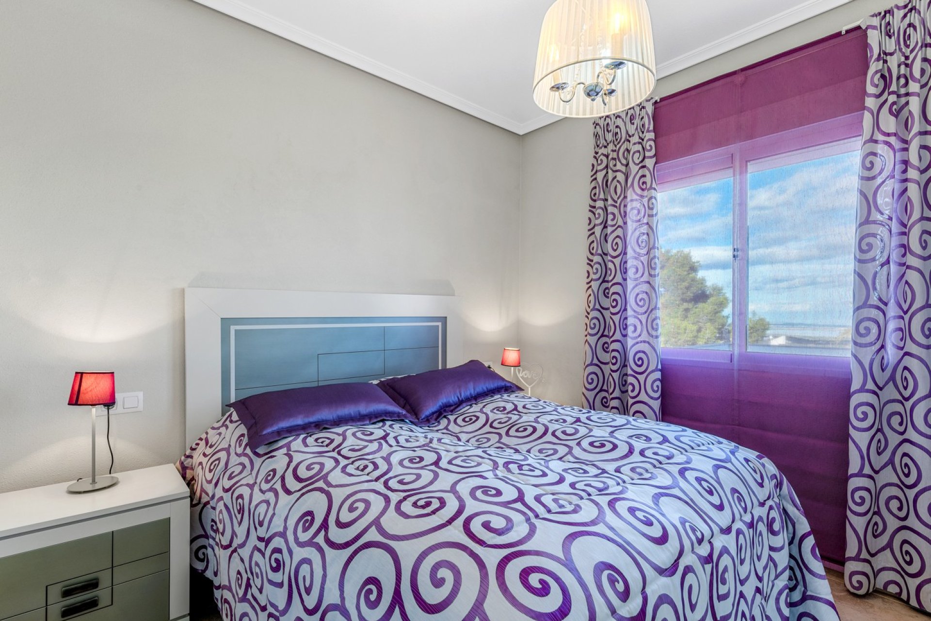 Resale - Detached House / Villa - San Miguel de Salinas