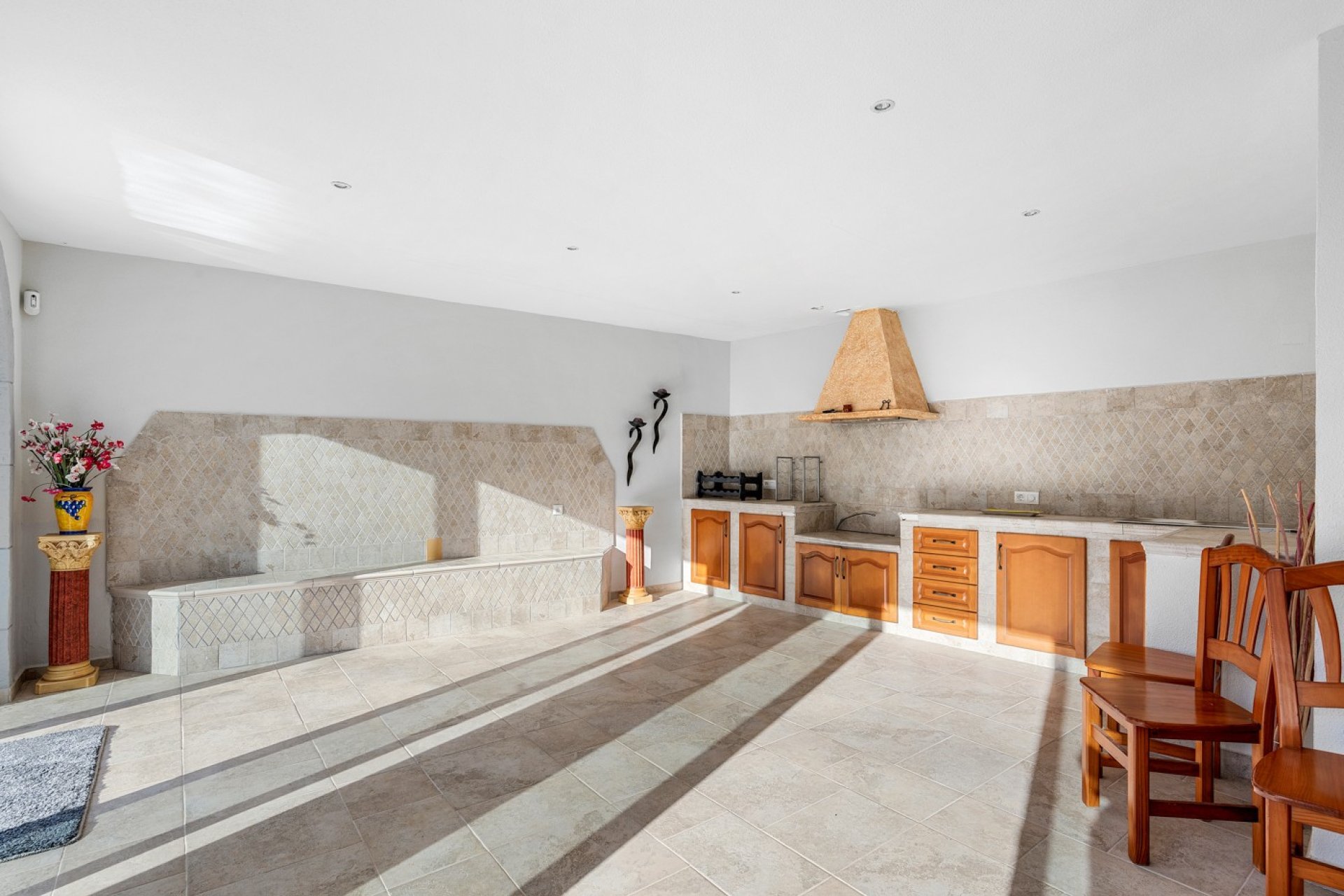 Resale - Detached House / Villa - San Miguel de Salinas