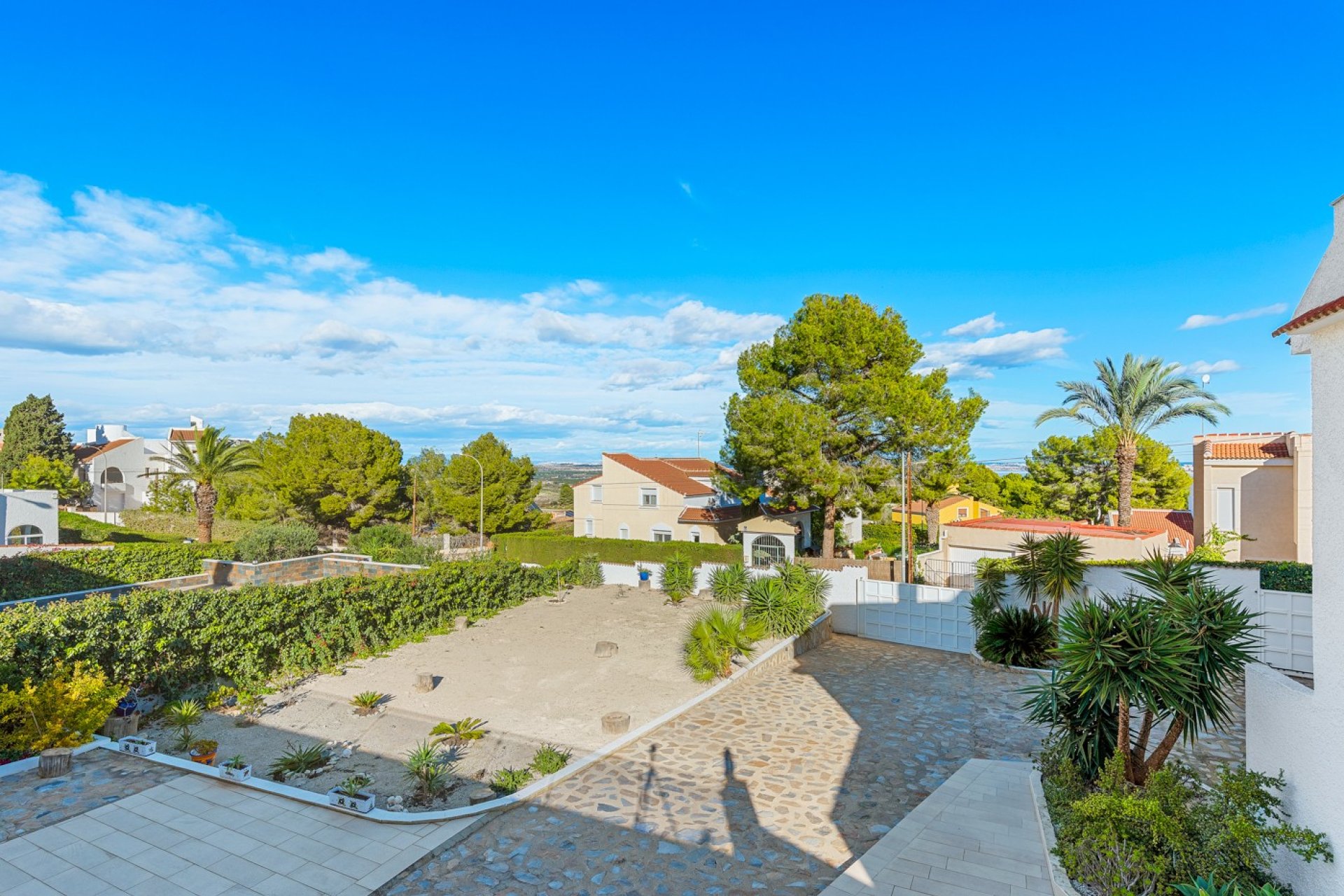 Resale - Detached House / Villa - San Miguel de Salinas