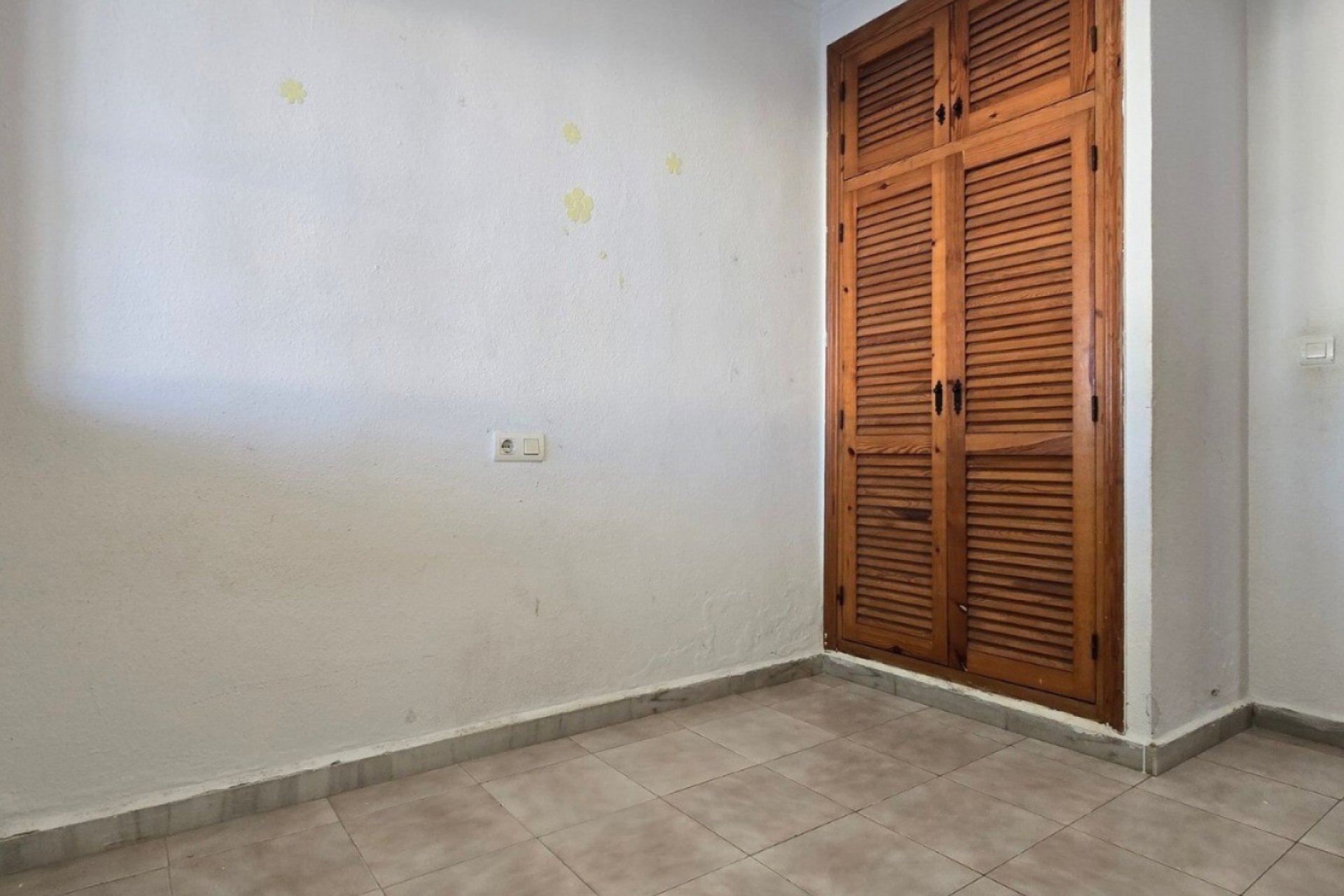 Resale - Detached House / Villa - Torrevieja - El chaparral